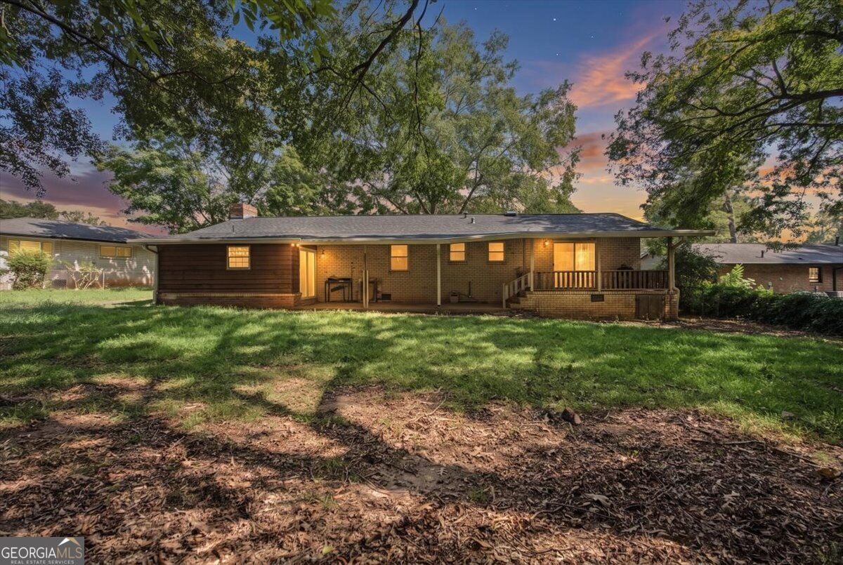 8055 Crown Way Property Photo 37