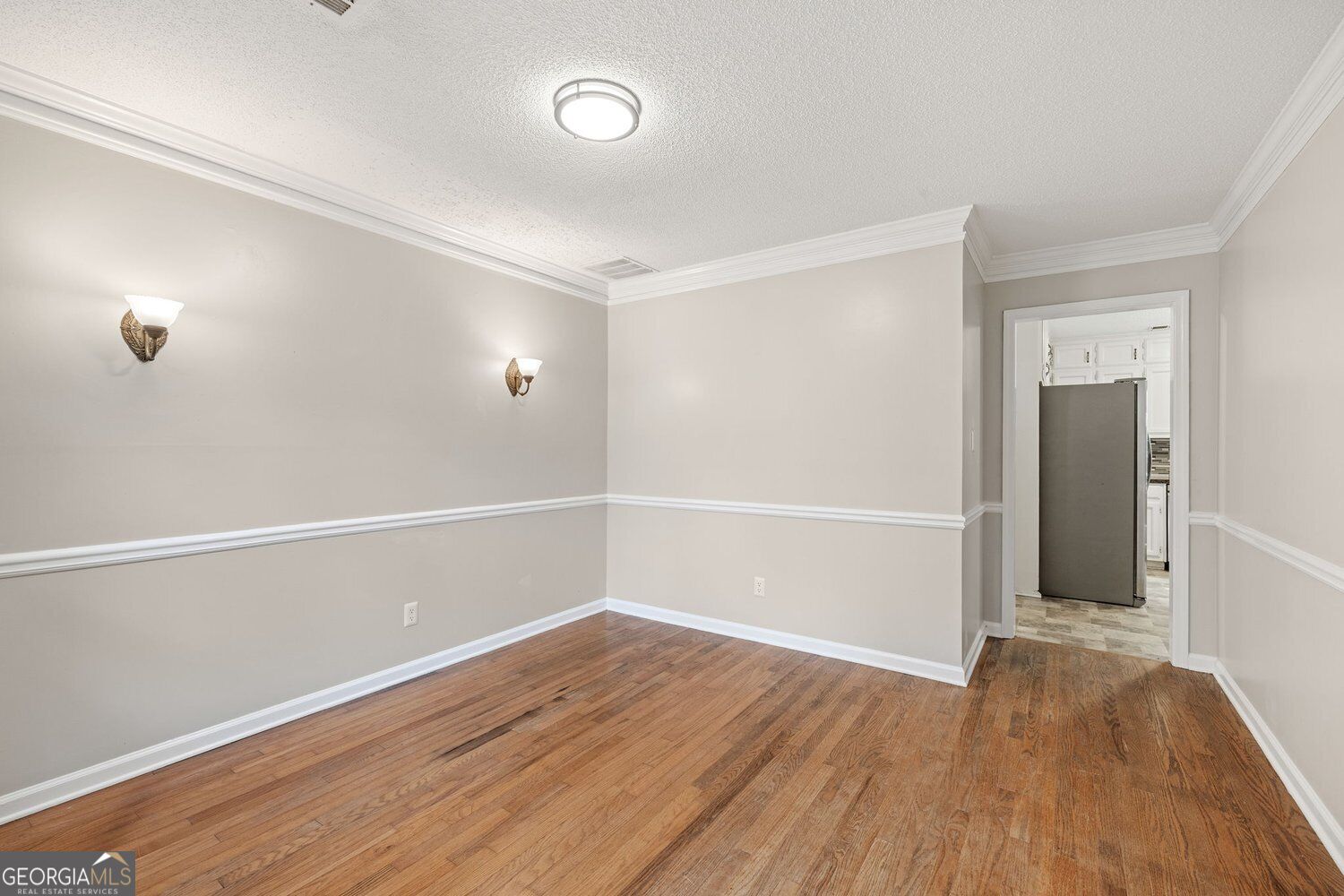 1877 Quail Run Run Property Photo 12