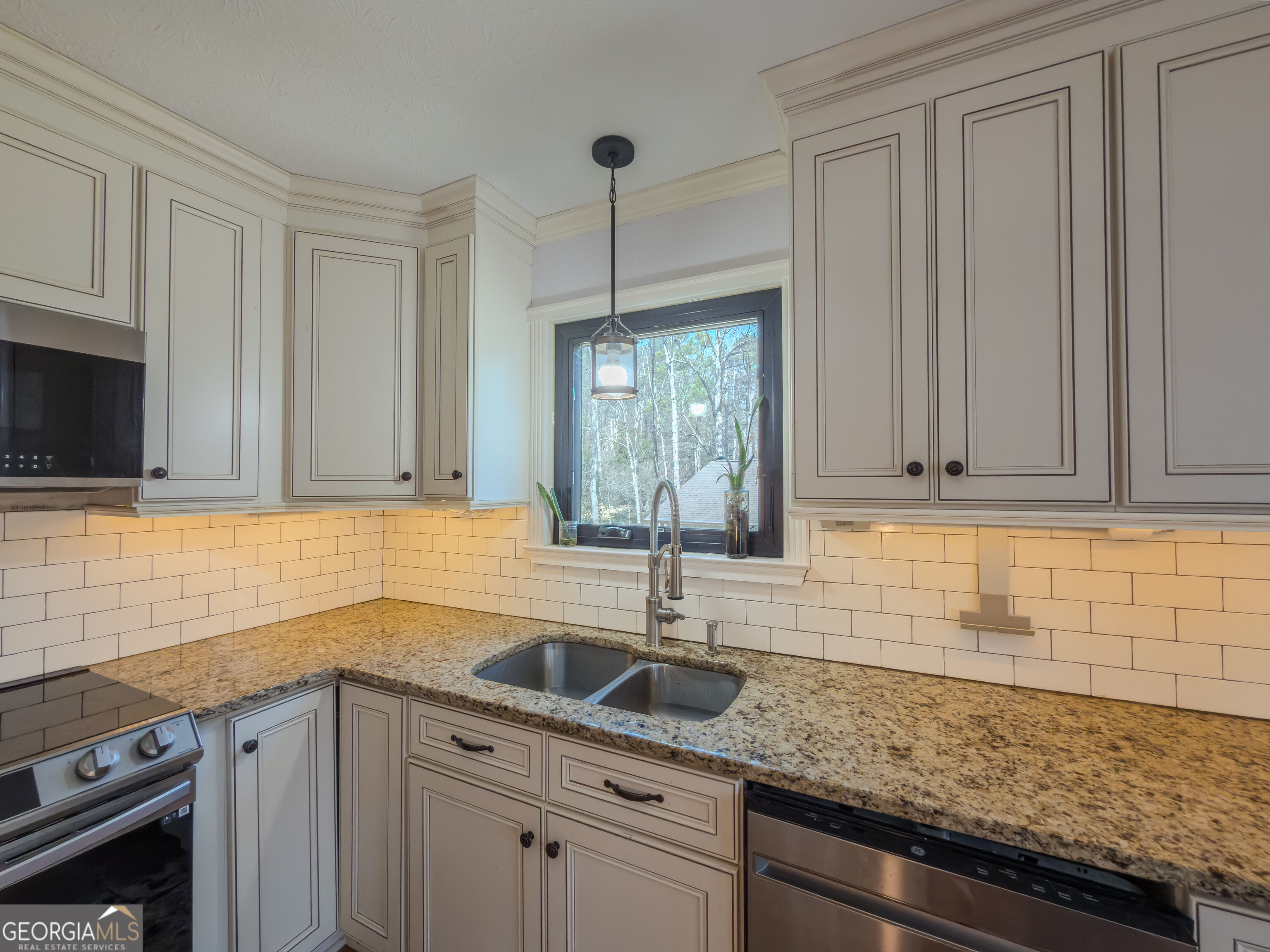 580 Lake Drive Property Photo 14