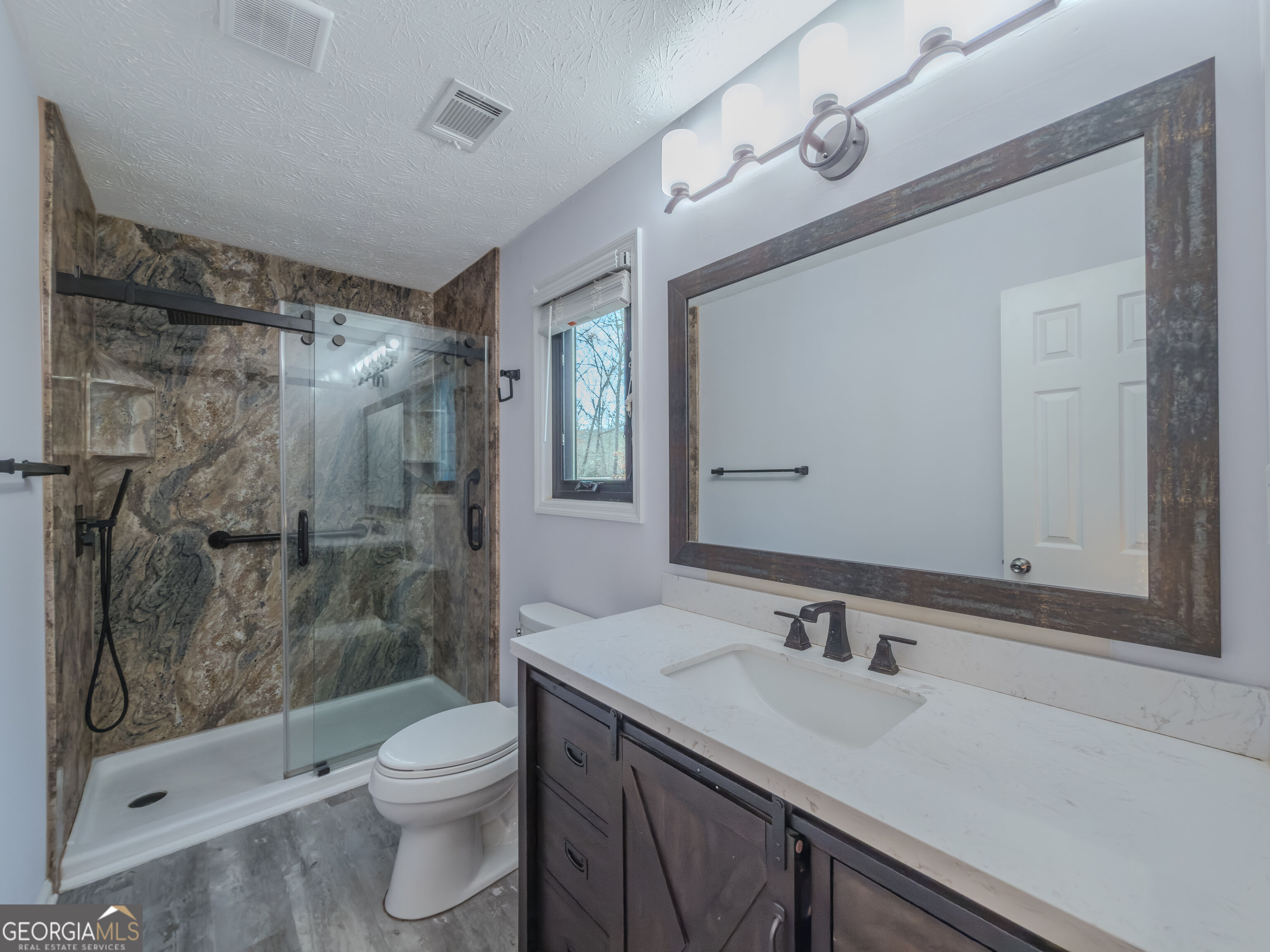 580 Lake Drive Property Photo 23