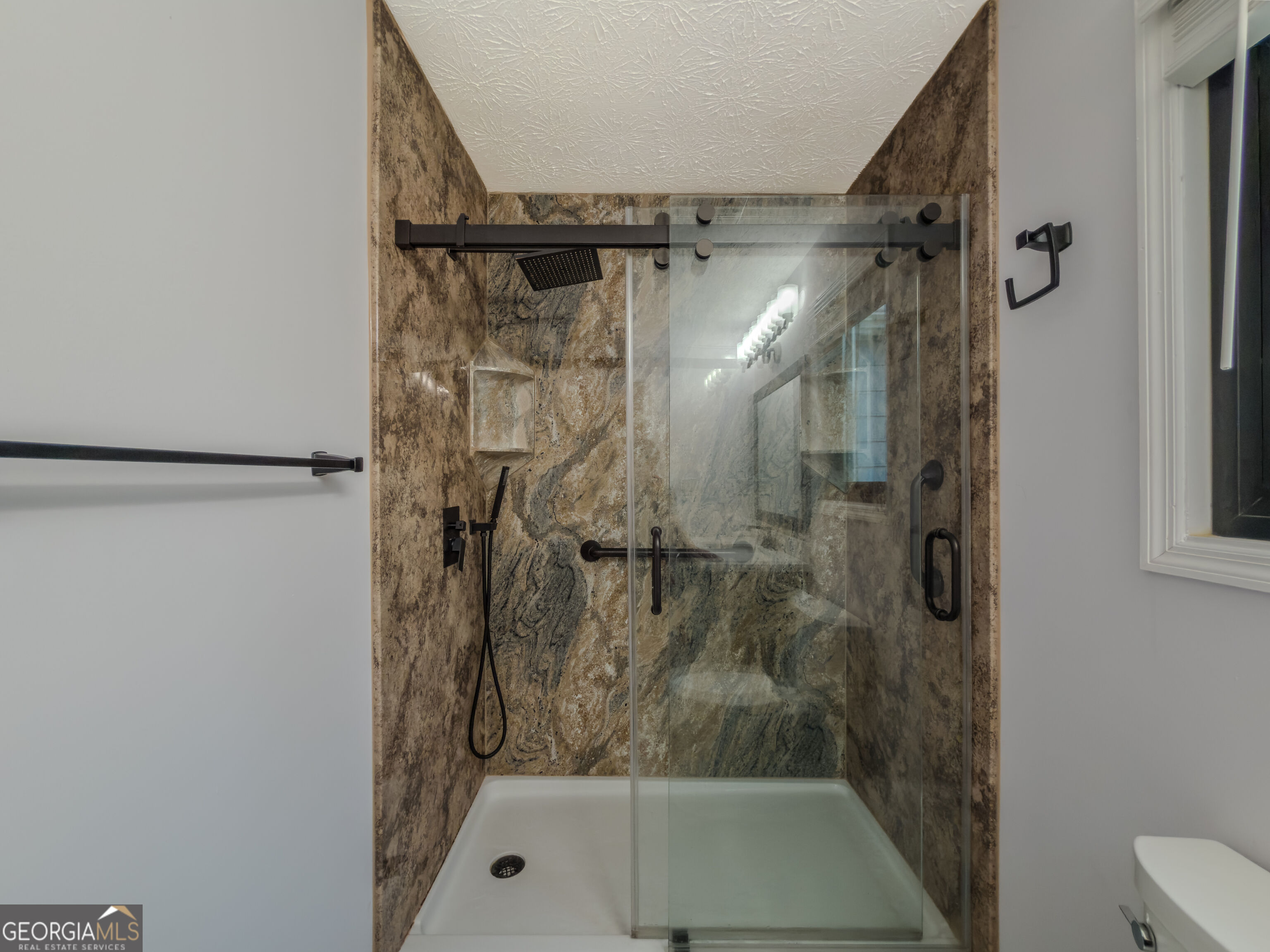 580 Lake Drive Property Photo 24