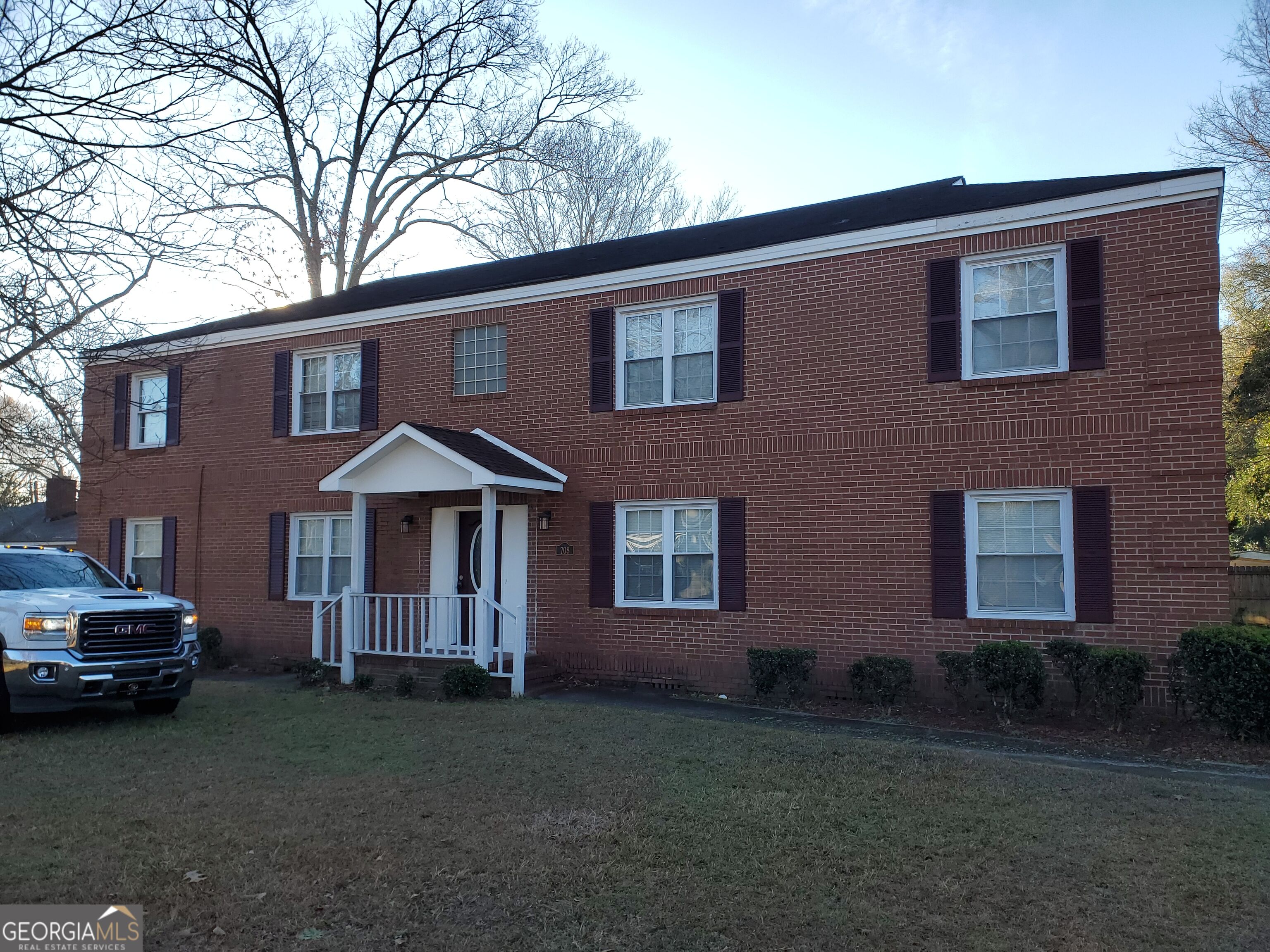 708 Highland Avenue APT A Property Photo 1