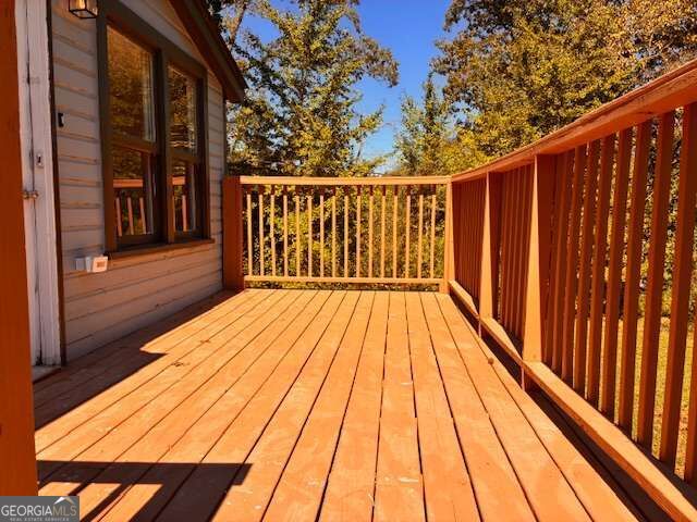 6075 Pinegrove Road Property Photo 5