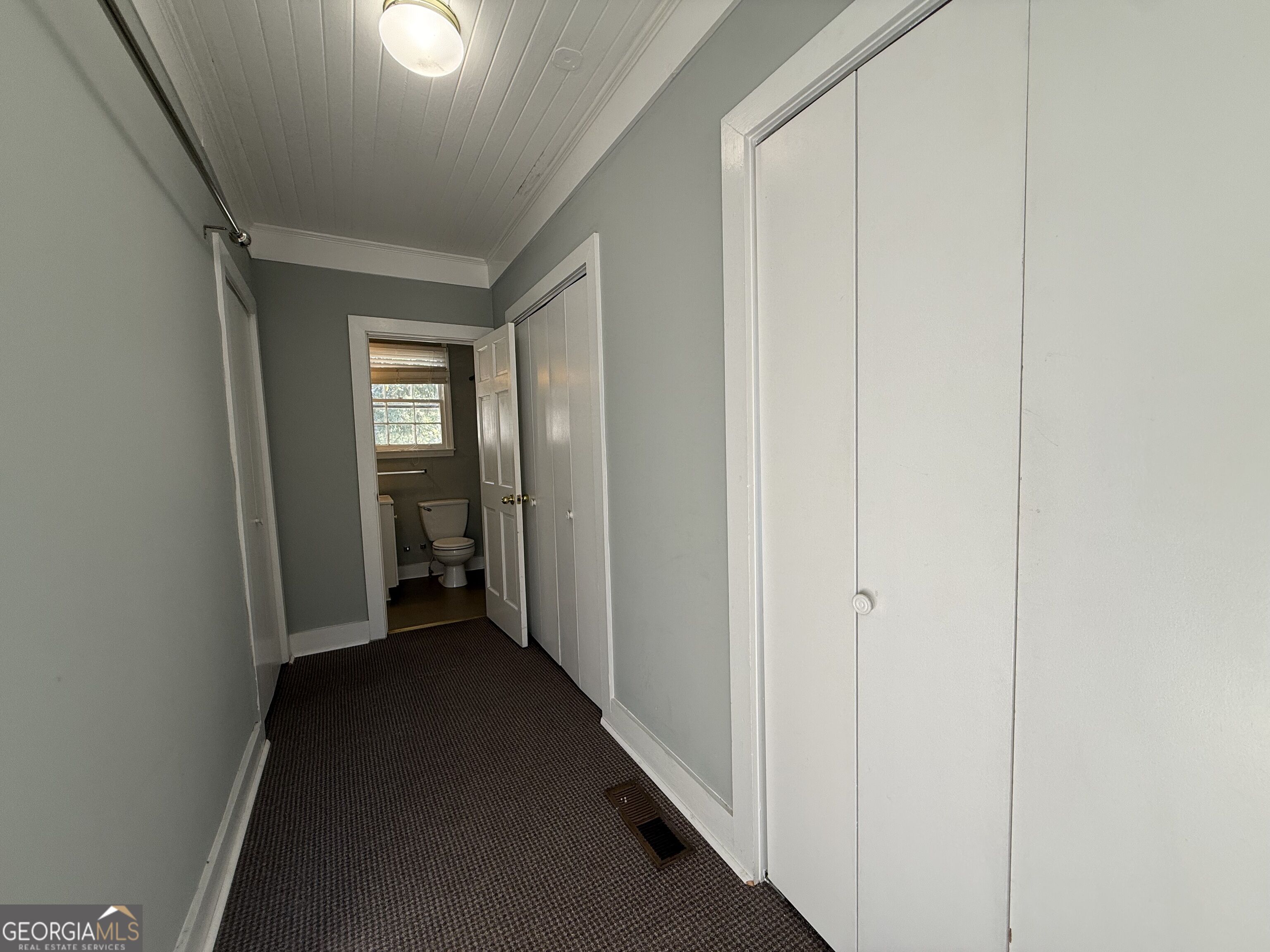 208 Church Street Property Photo 5
