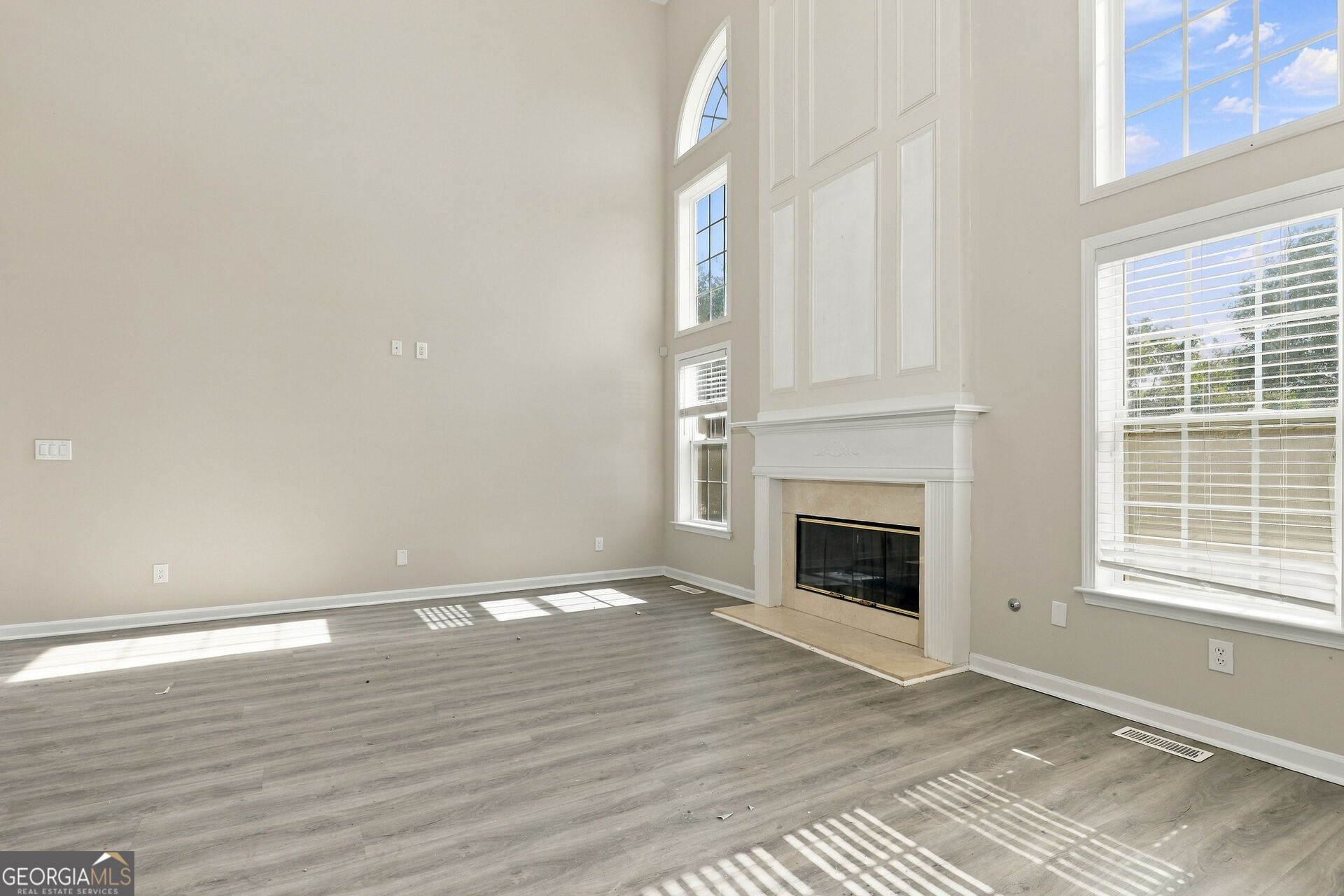 1481 Granby Lane Property Photo 3