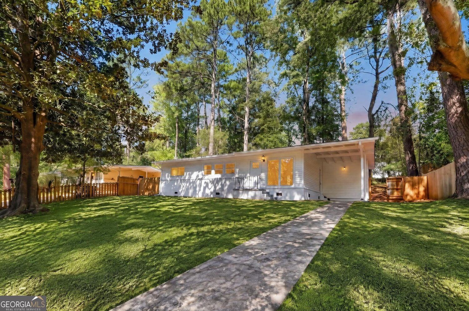 3726 Larkspur Terrace Property Photo 1