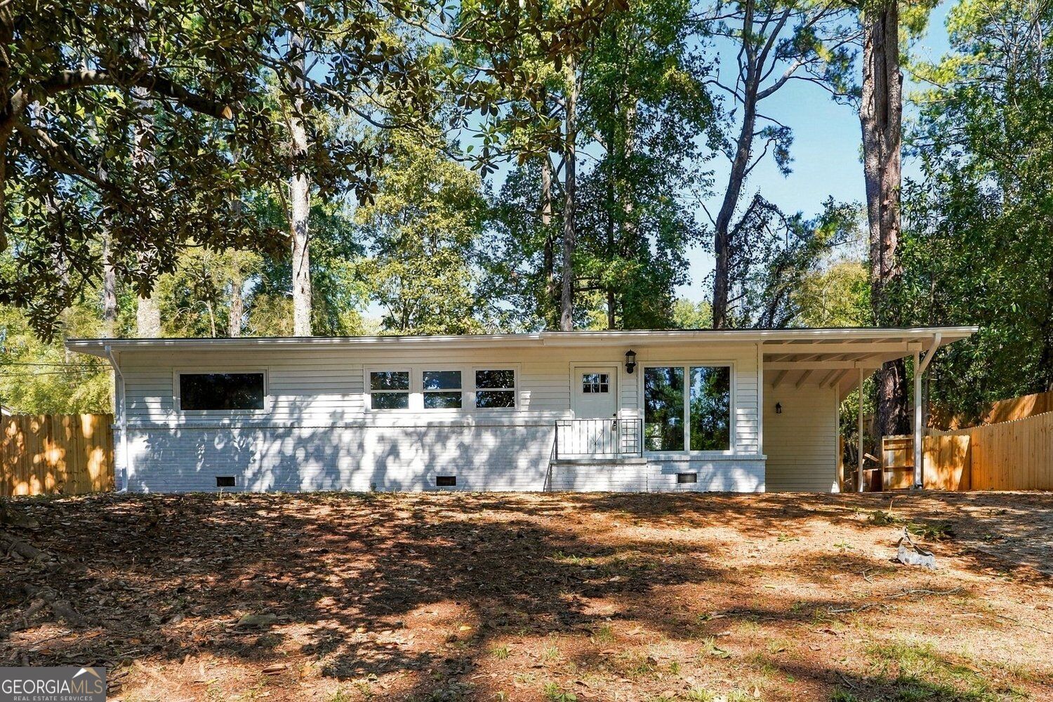3726 Larkspur Terrace Property Photo 4