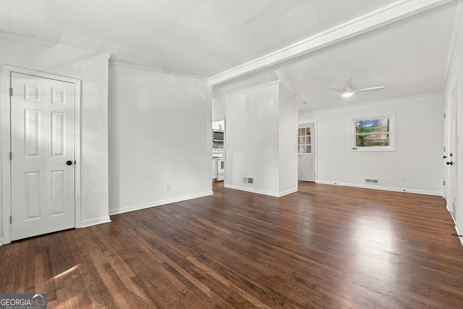 3726 Larkspur Terrace Property Photo 10