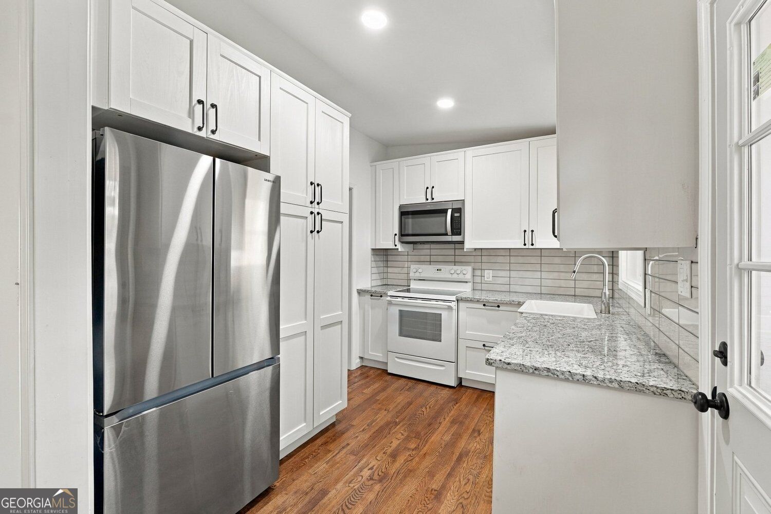 3726 Larkspur Terrace Property Photo 19