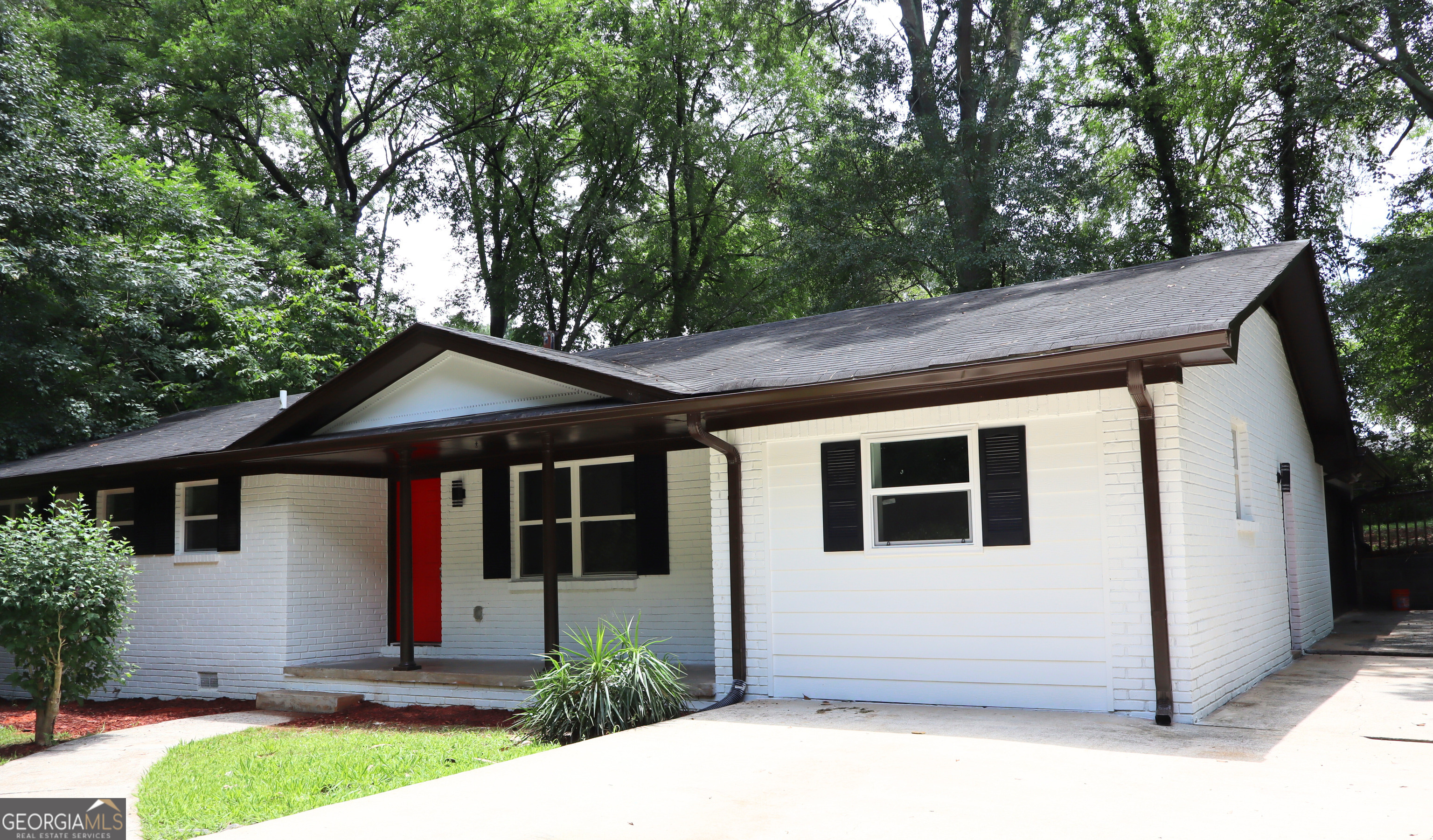 3793 Rainbow Drive Property Photo 5