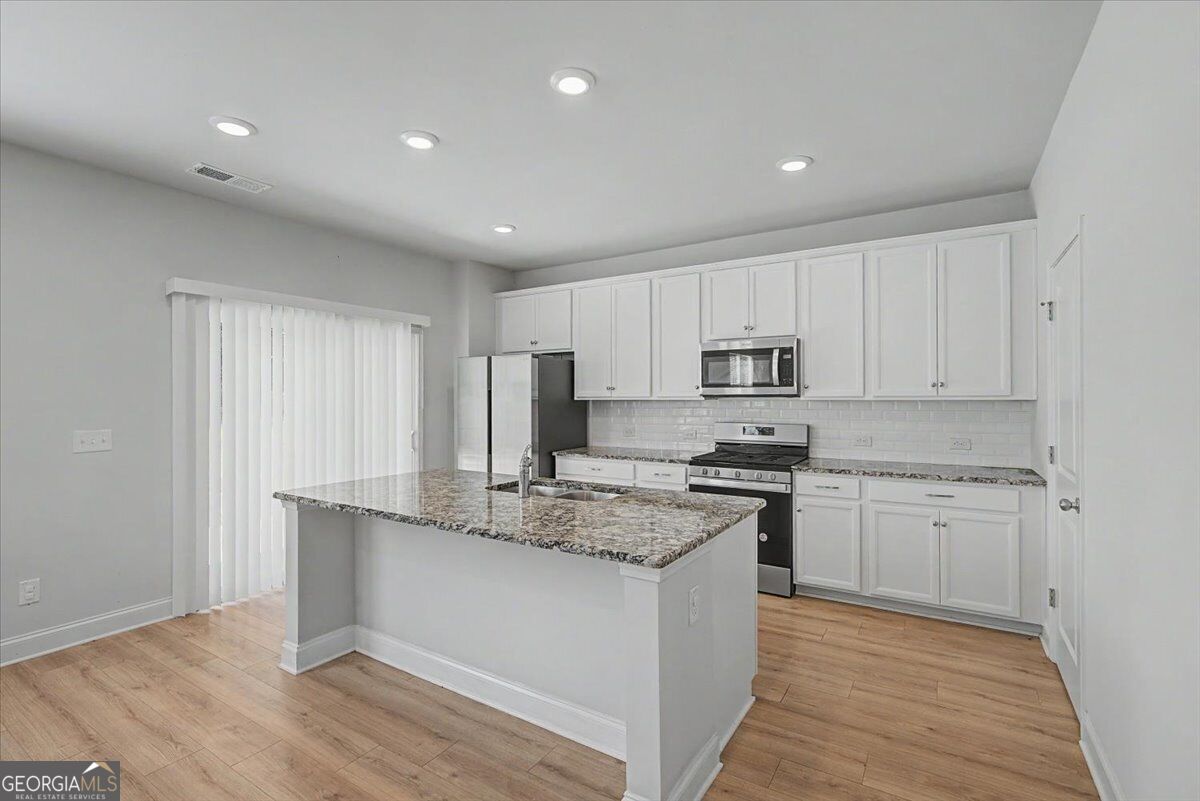 61 Dew Drop Point Property Photo 13
