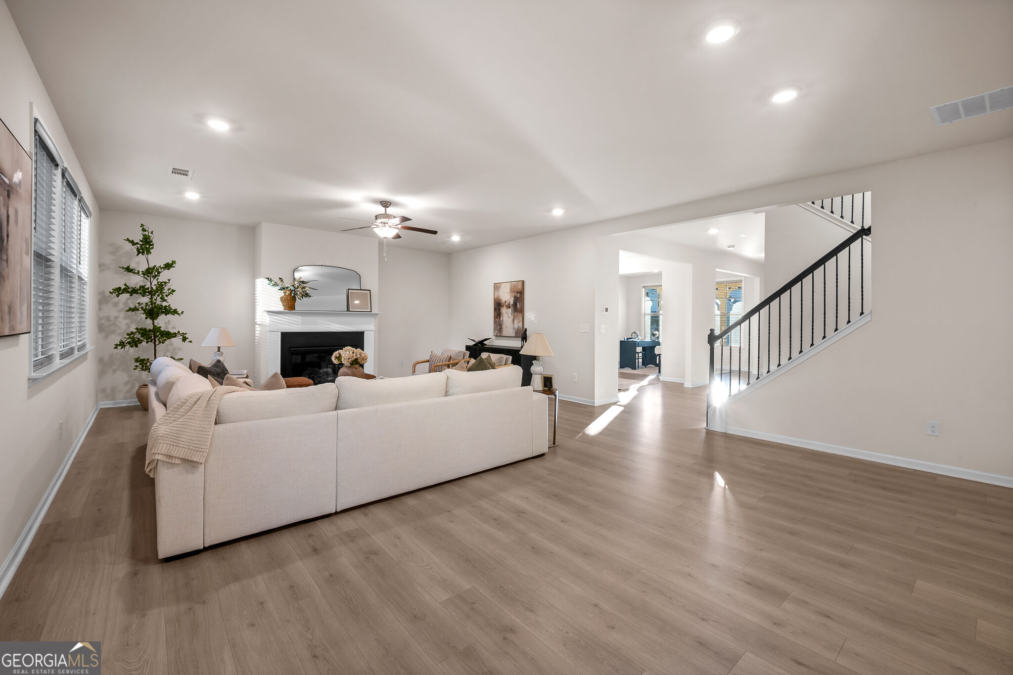 1377 Allspice Way Property Photo 14