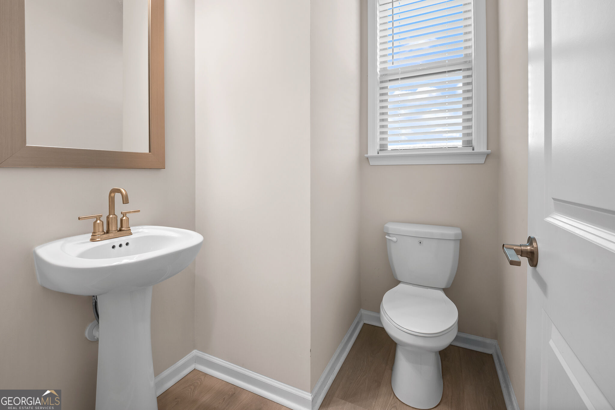 1377 Allspice Way Property Photo 20