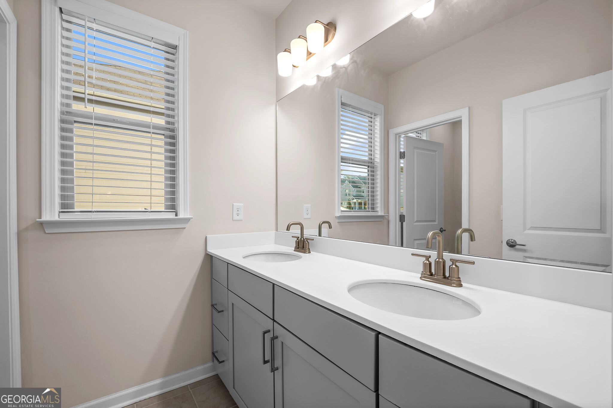 1377 Allspice Way Property Photo 26