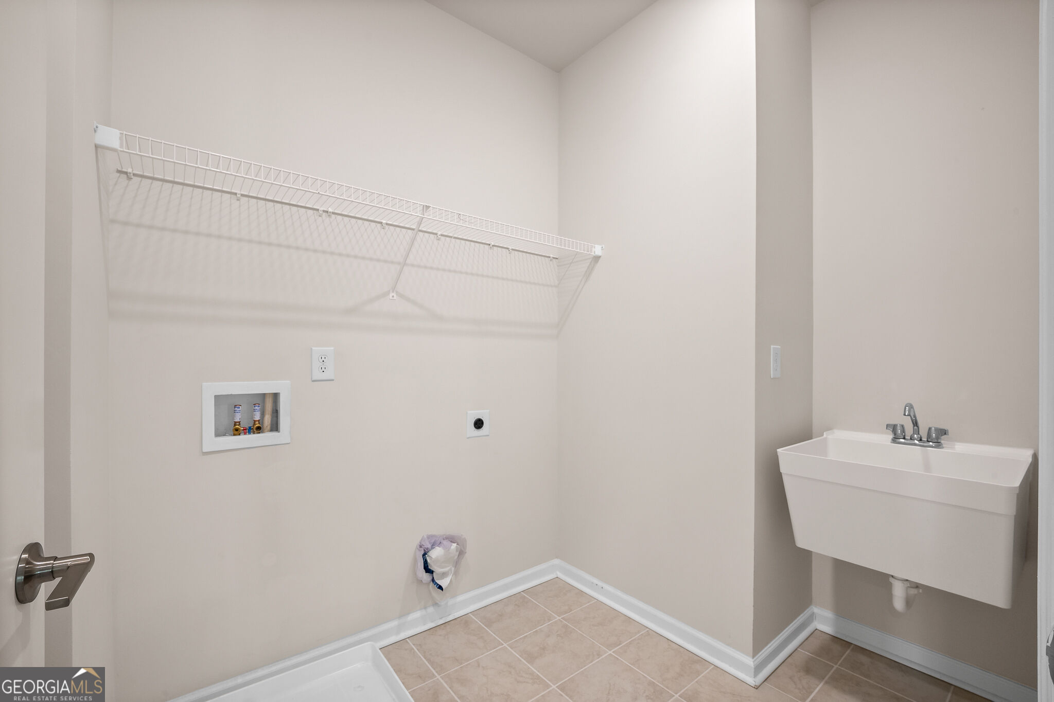 1377 Allspice Way Property Photo 36