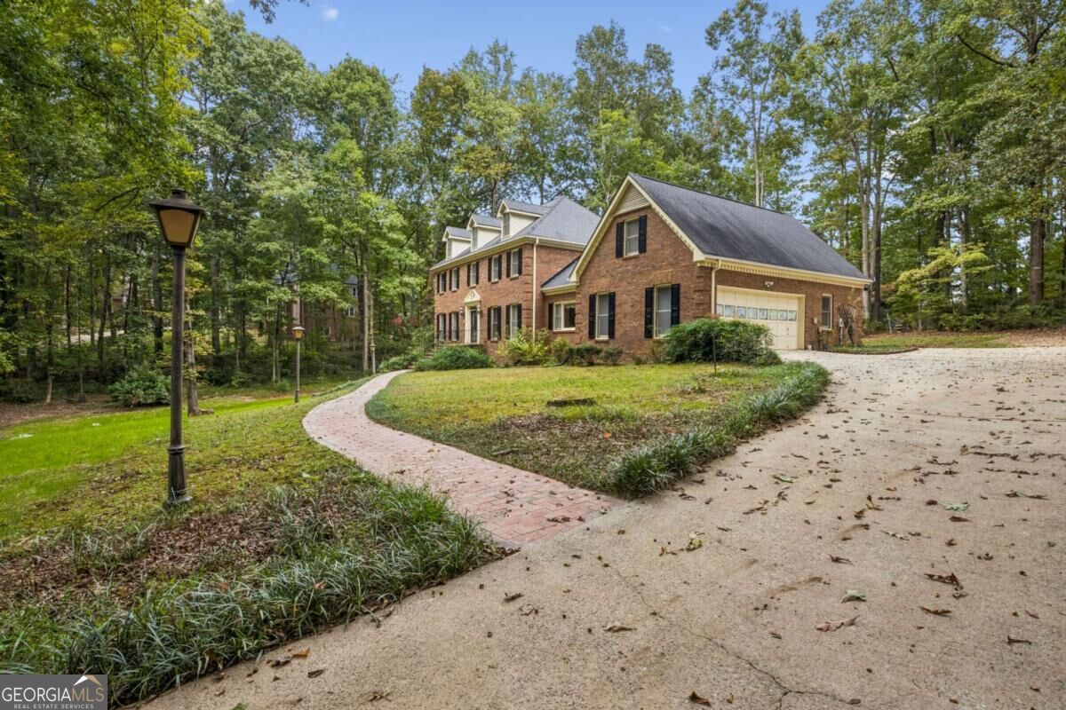 1211 Silverwood Court Property Photo 8