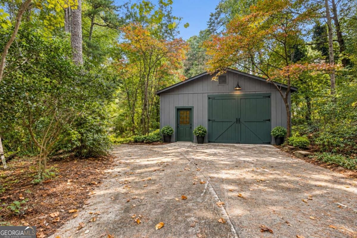 1211 Silverwood Court Property Photo 84