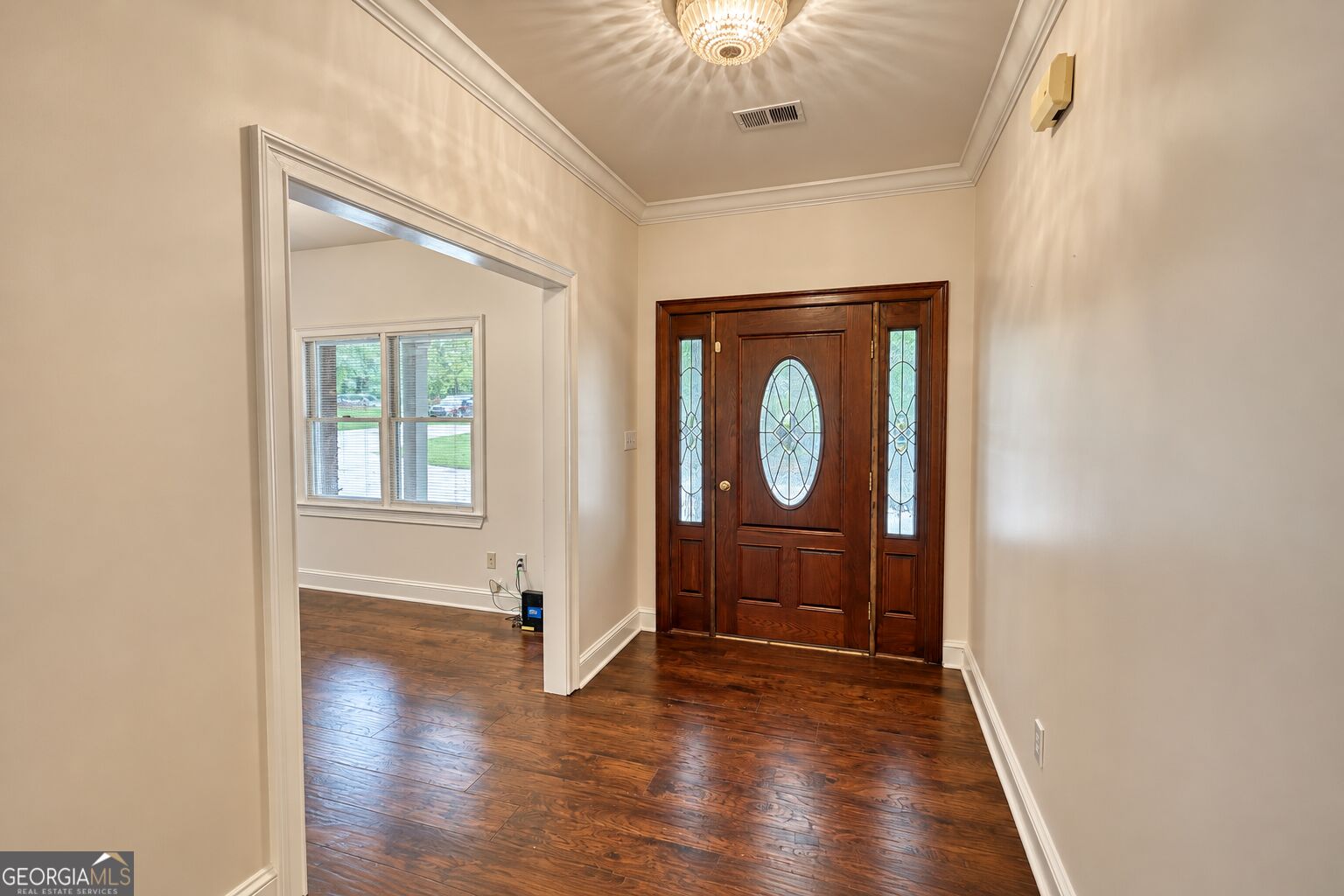 3935 Jamaica Drive Property Photo 5