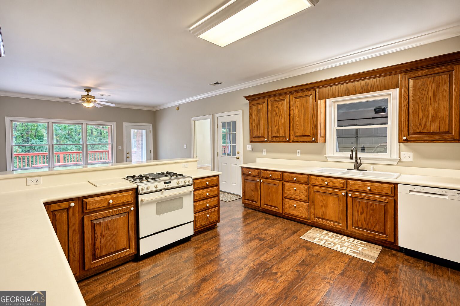 3935 Jamaica Drive Property Photo 15