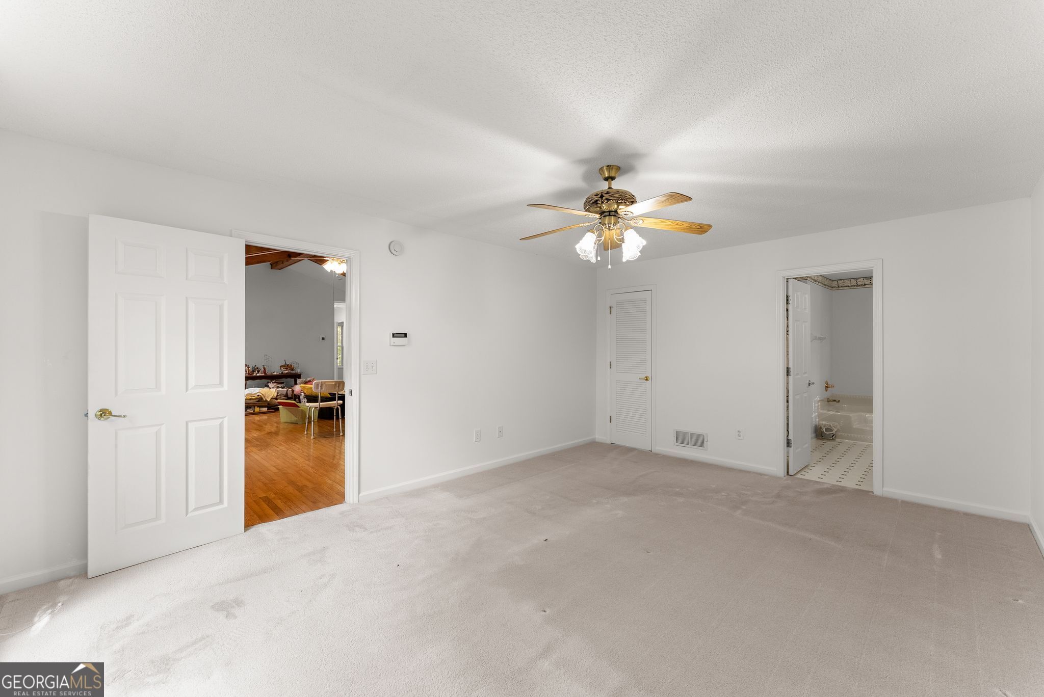 6140 Henry Smith Road Property Photo 14