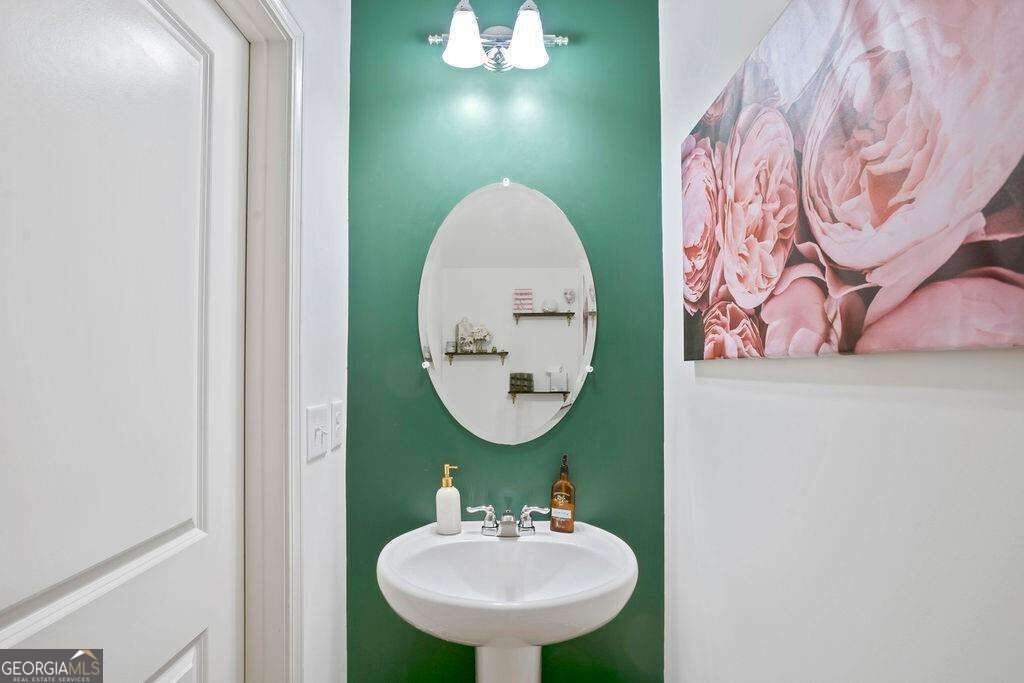 3220 Tarian Way Property Photo 6