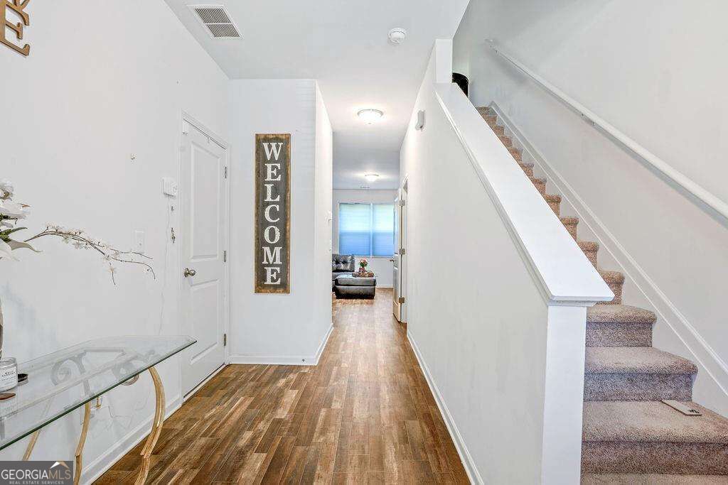 3220 Tarian Way Property Photo 7