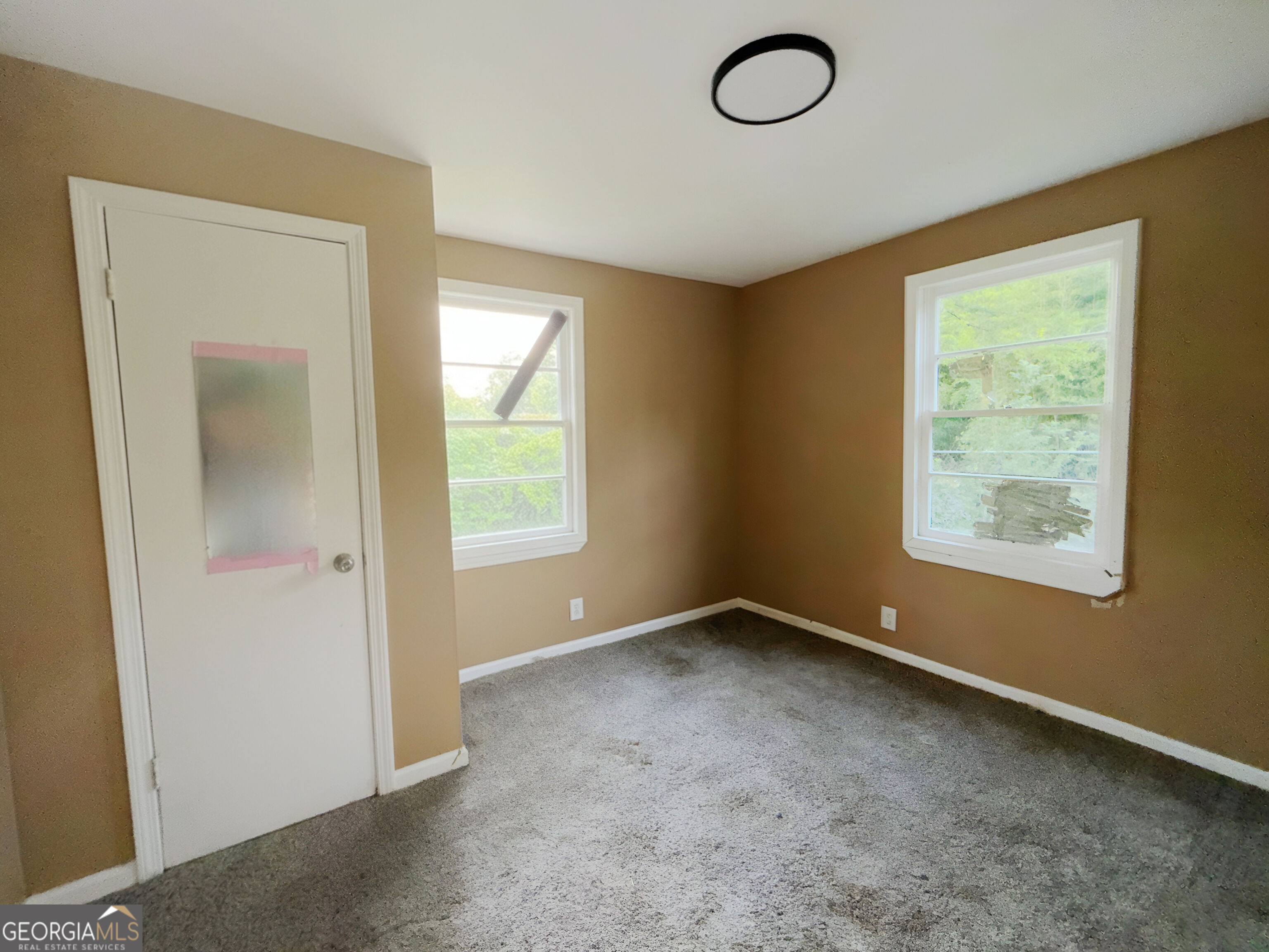 3105 Saint Claire Street Property Photo 8