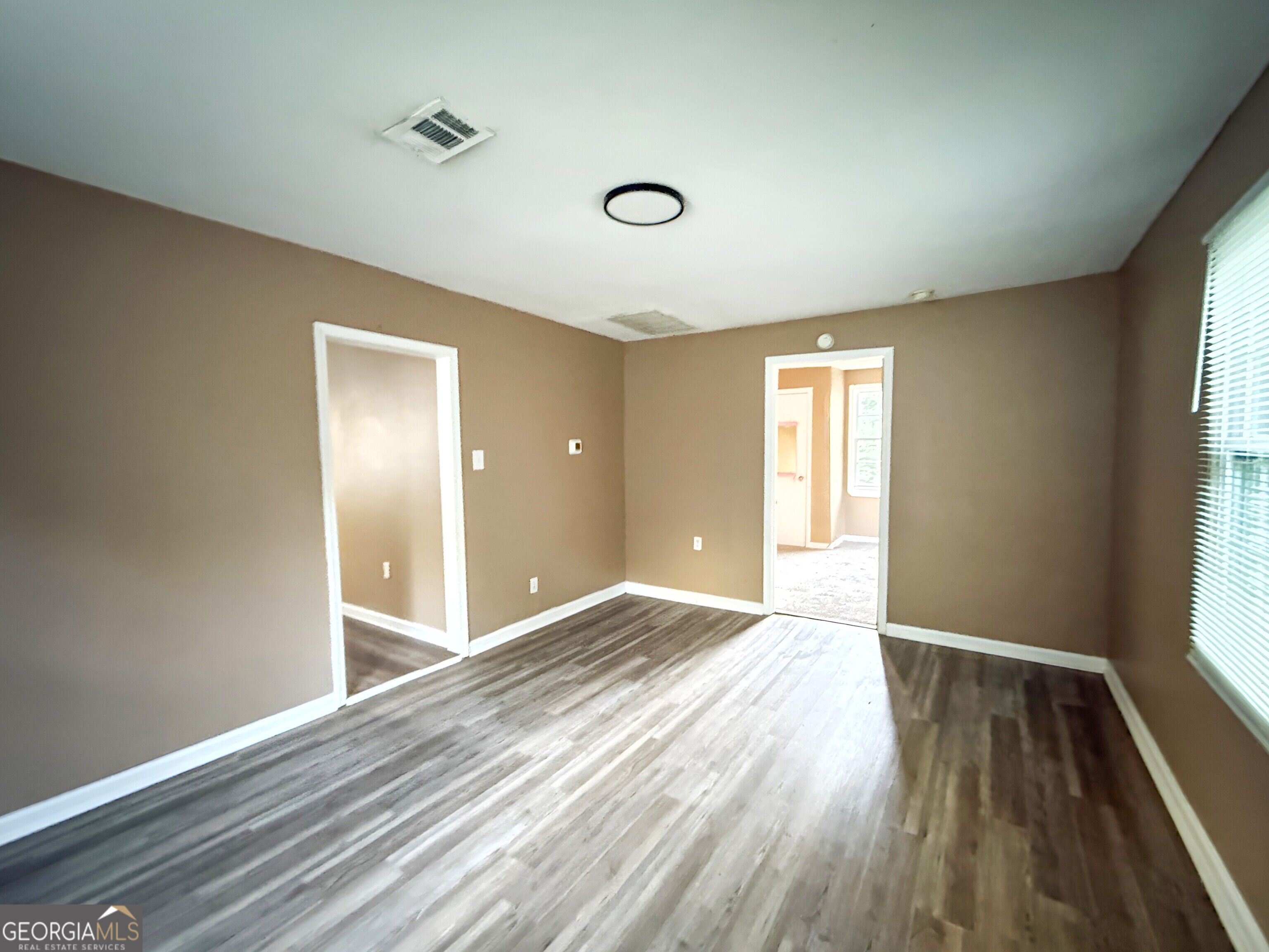 3105 Saint Claire Street Property Photo 10