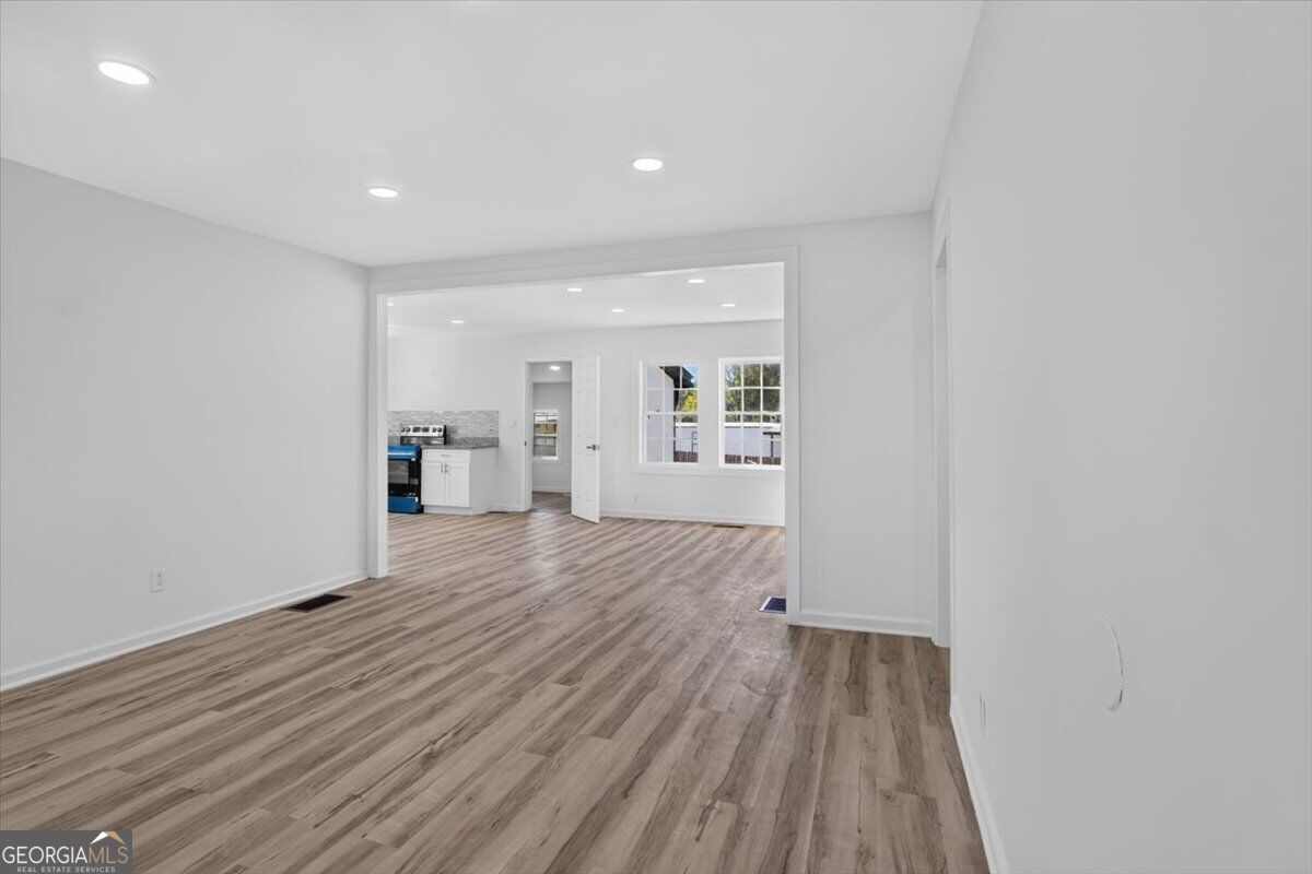 7673 Union Hill Road Property Photo 5