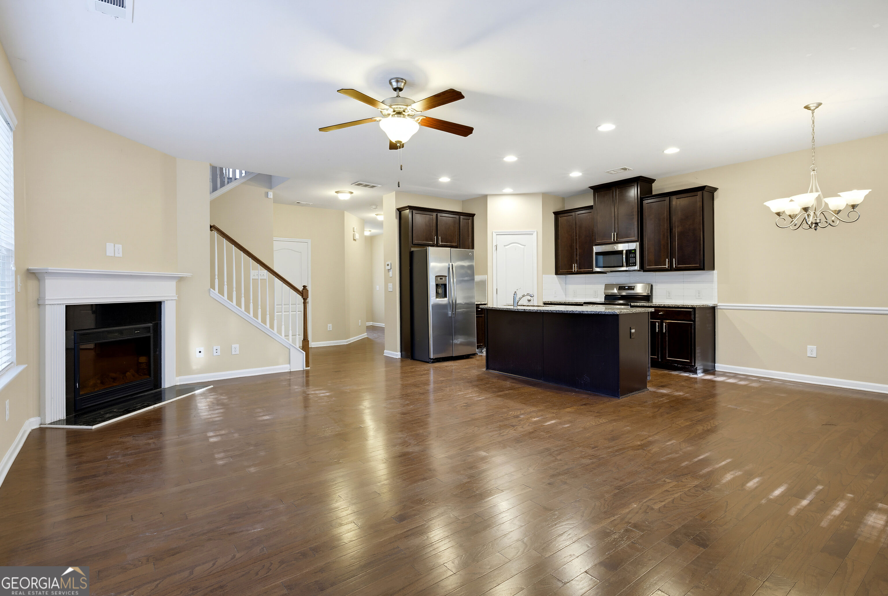 3345 Clear View Drive Property Photo 11