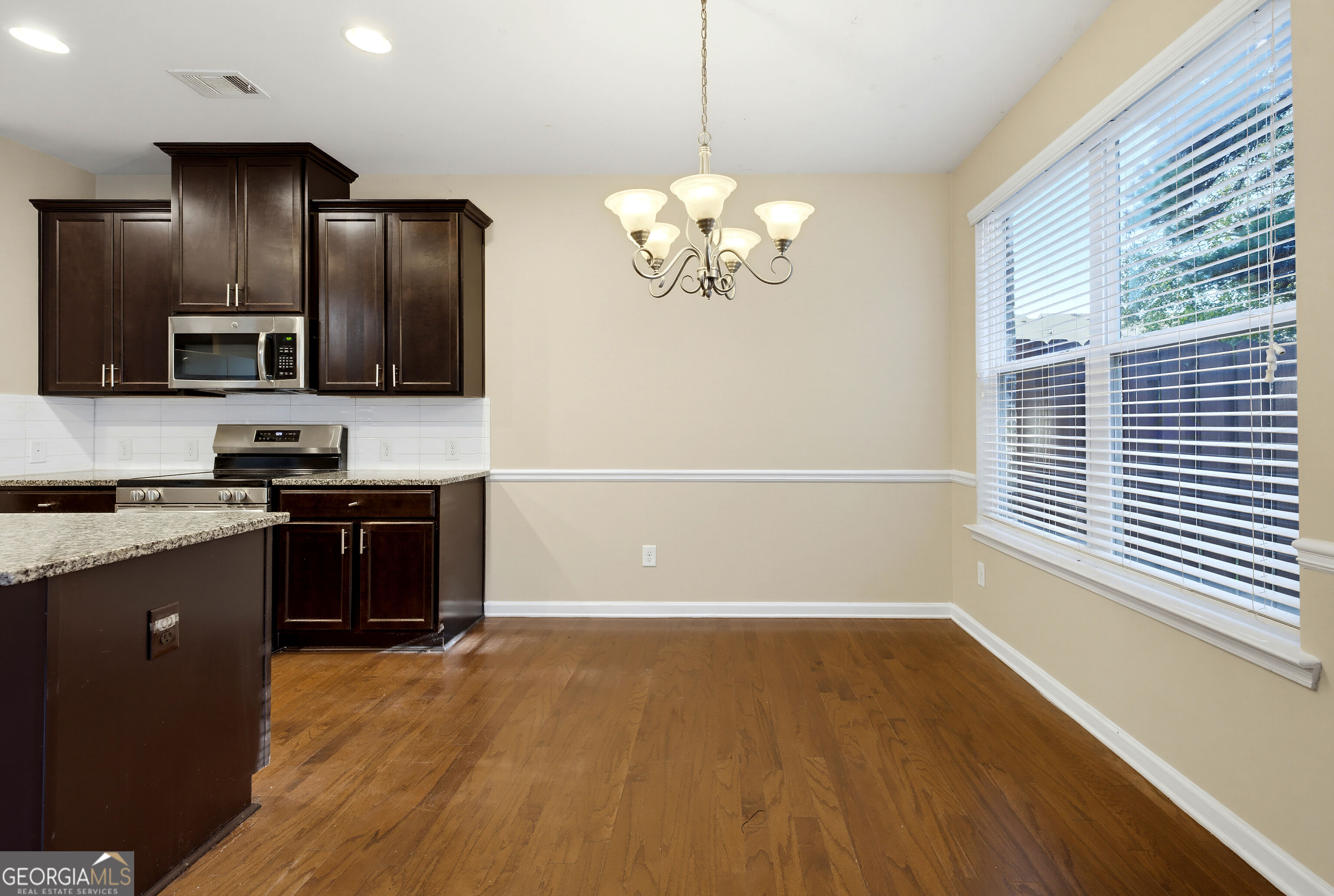 3345 Clear View Drive Property Photo 16