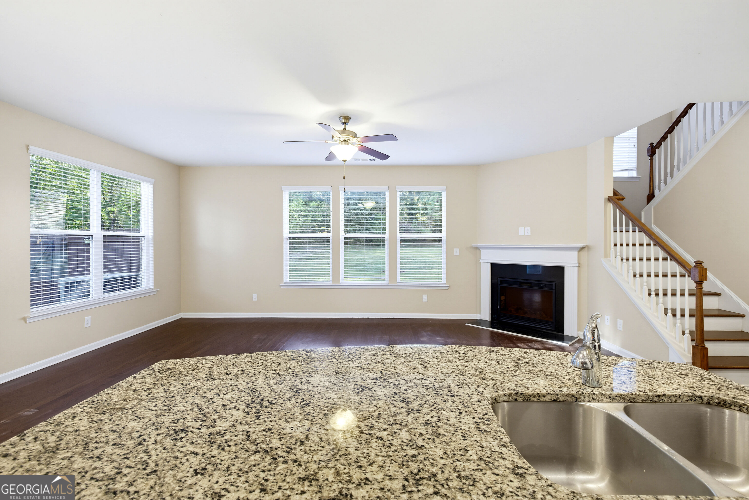 3345 Clear View Drive Property Photo 18