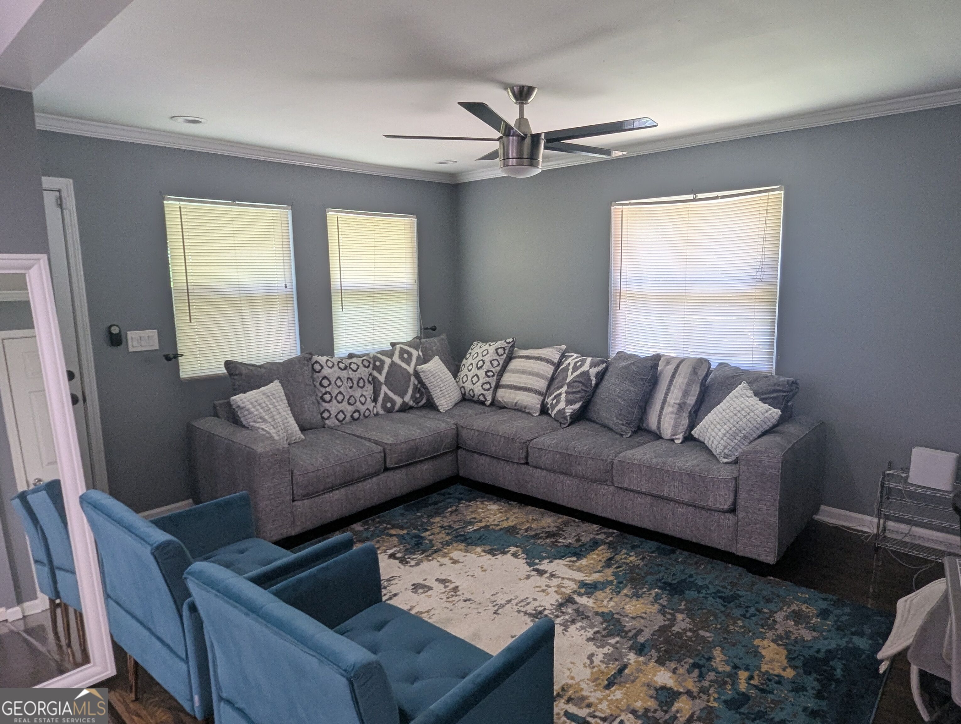3052 Browns Mill Road Se Property Photo 4