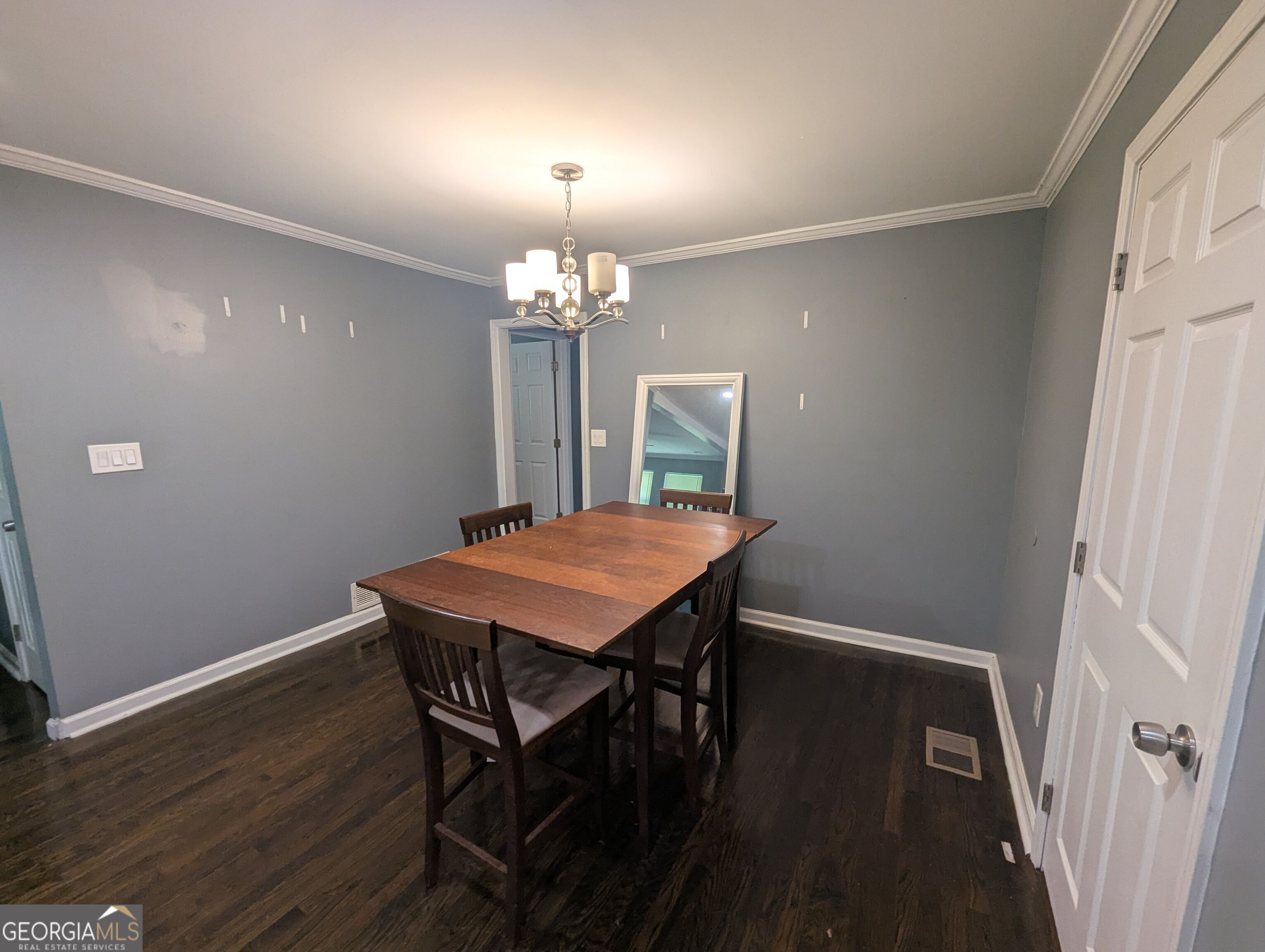3052 Browns Mill Road Se Property Photo 18