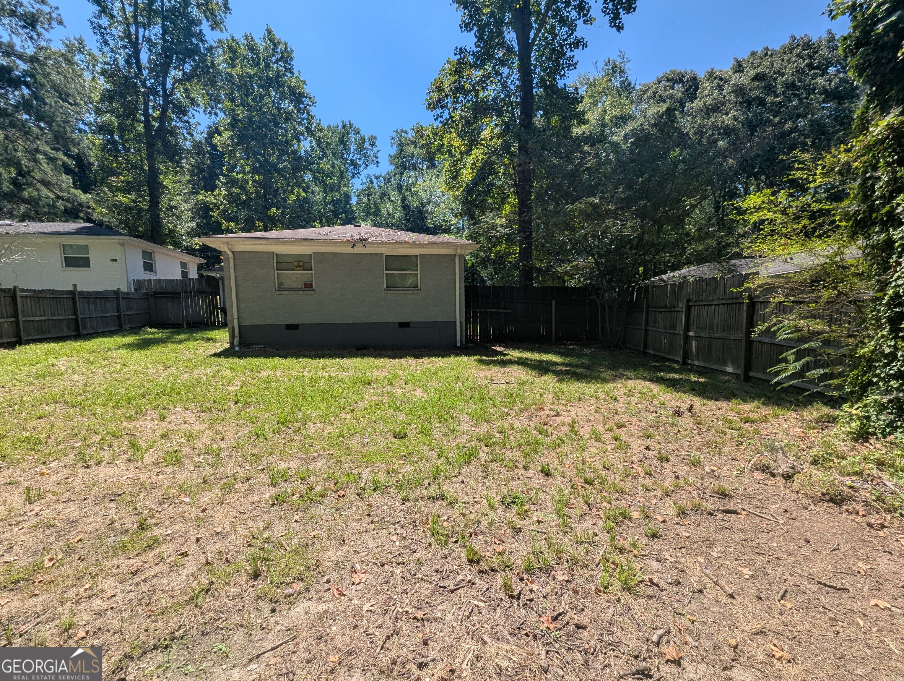 3052 Browns Mill Road Se Property Photo 32