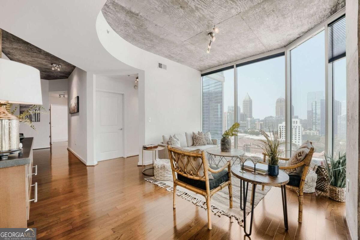 860 Peachtree Street Ne # 1701 Property Photo 3