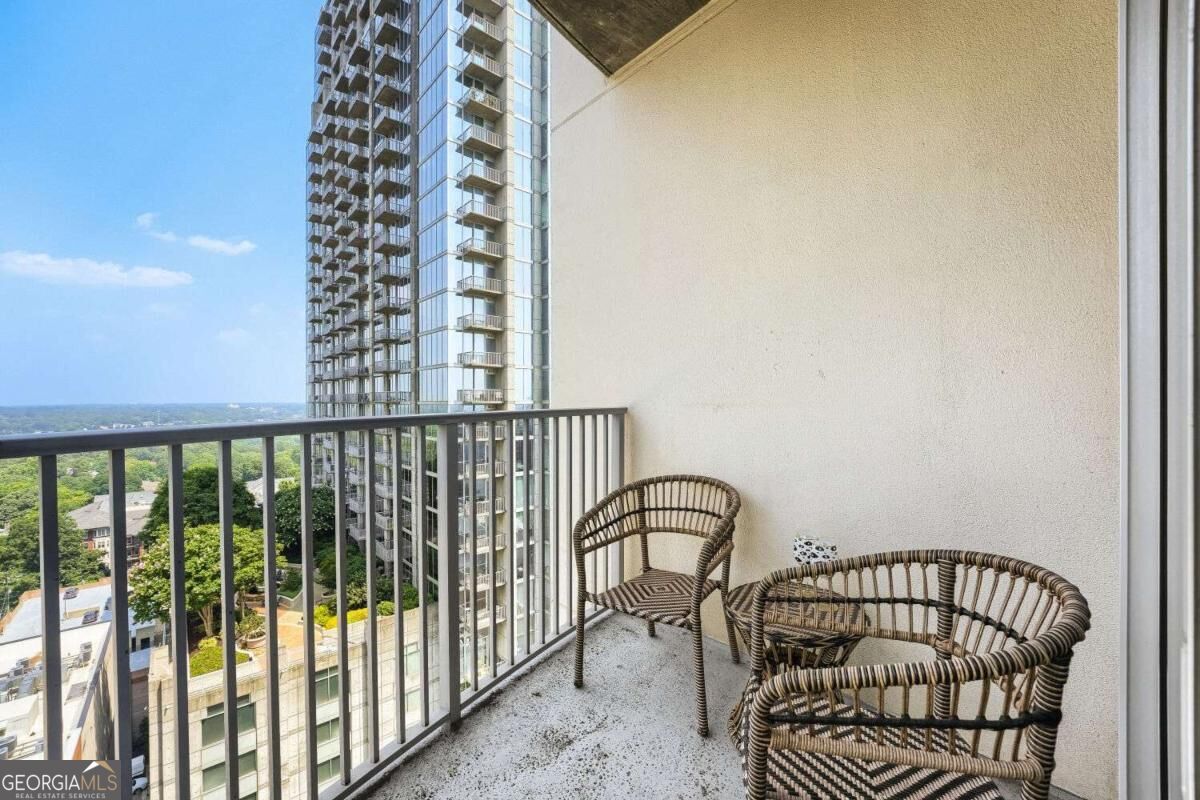 860 Peachtree Street Ne # 1701 Property Photo 14