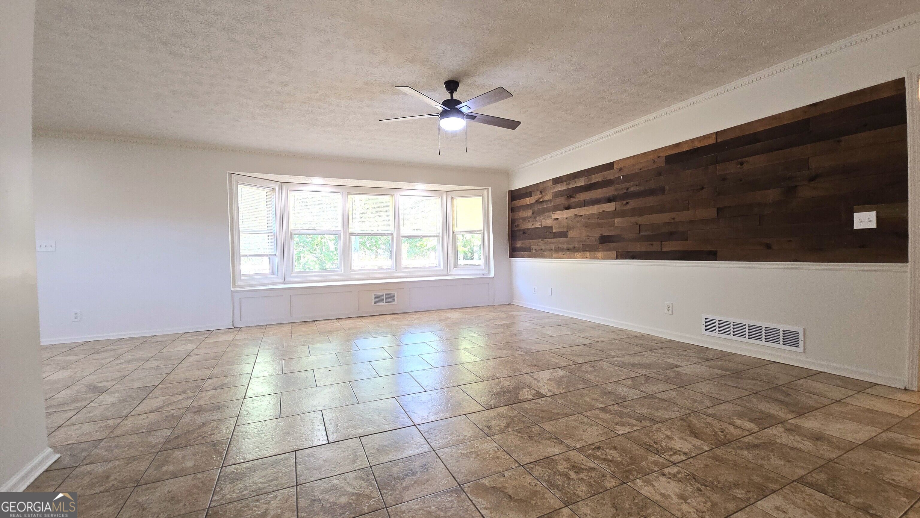 3245 Hamilton Mill Road Property Photo 2
