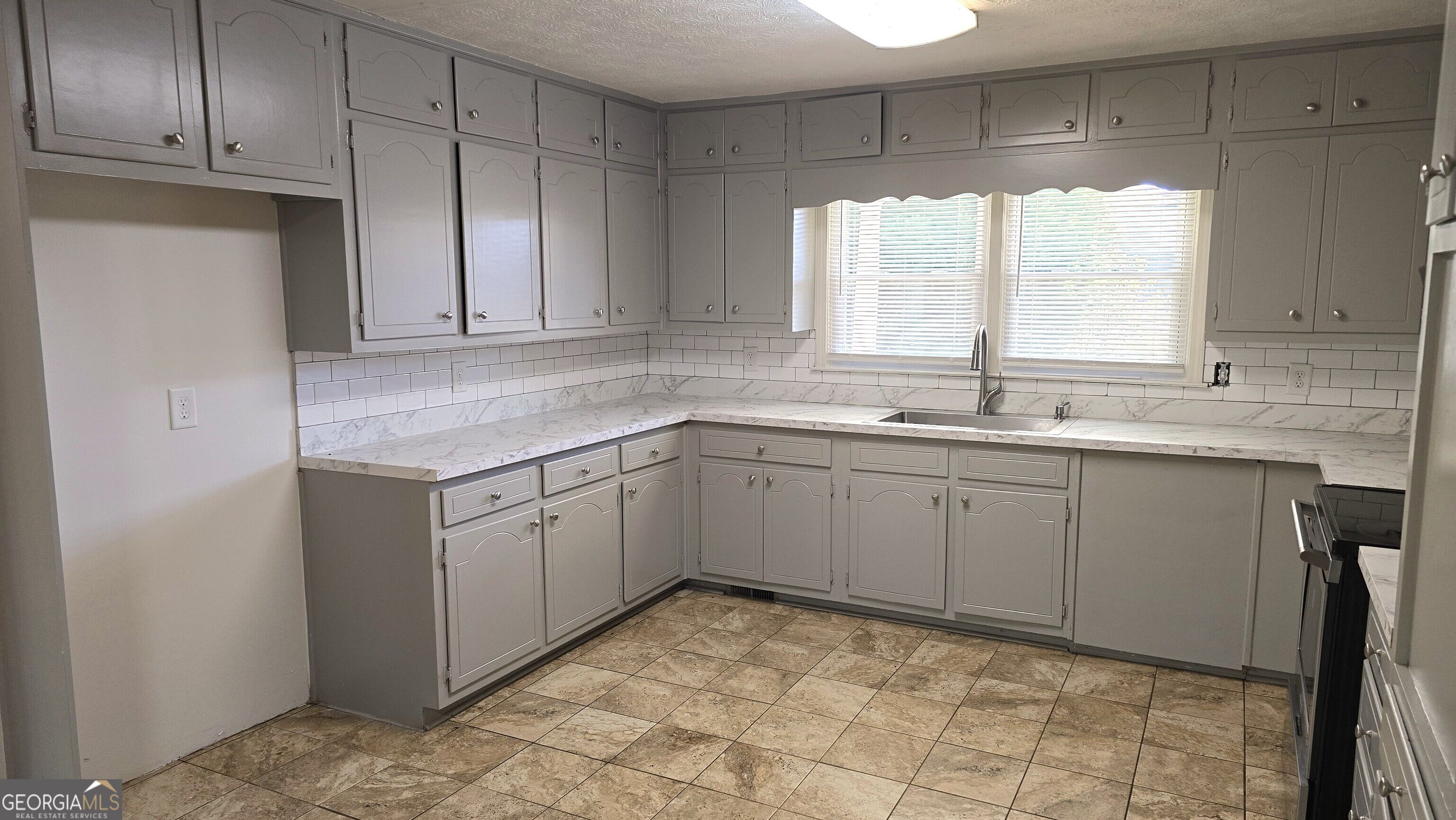 3245 Hamilton Mill Road Property Photo 10