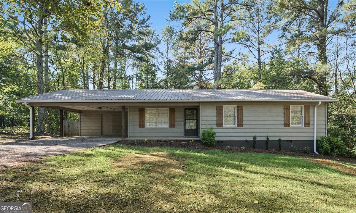 1537 Georgia Avenue S Property Photo 1