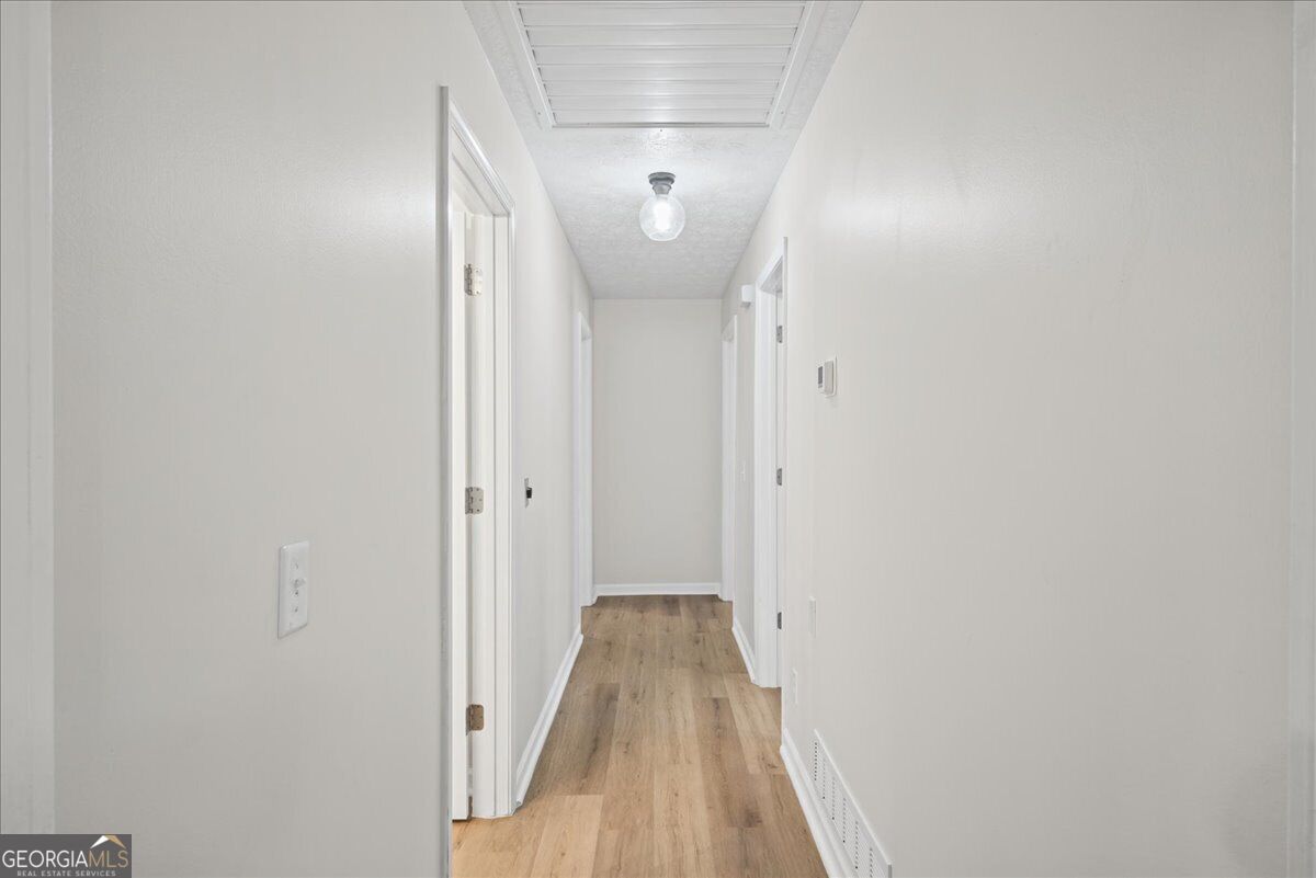 1537 Georgia Avenue S Property Photo 21