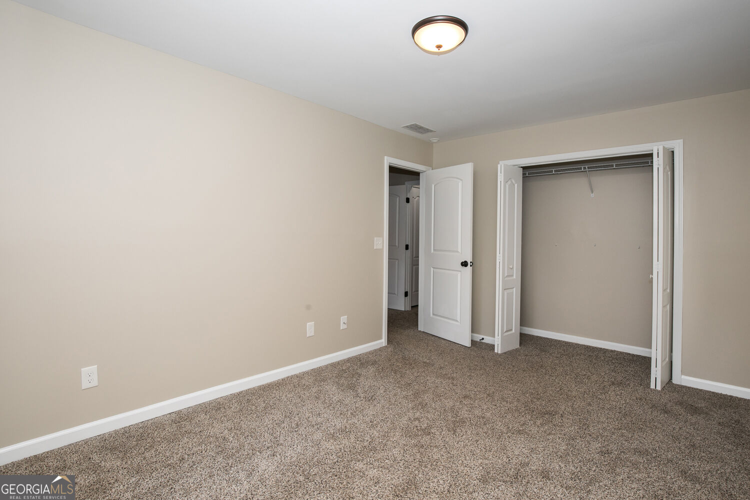 6353 Chestnut Parkway Property Photo 24