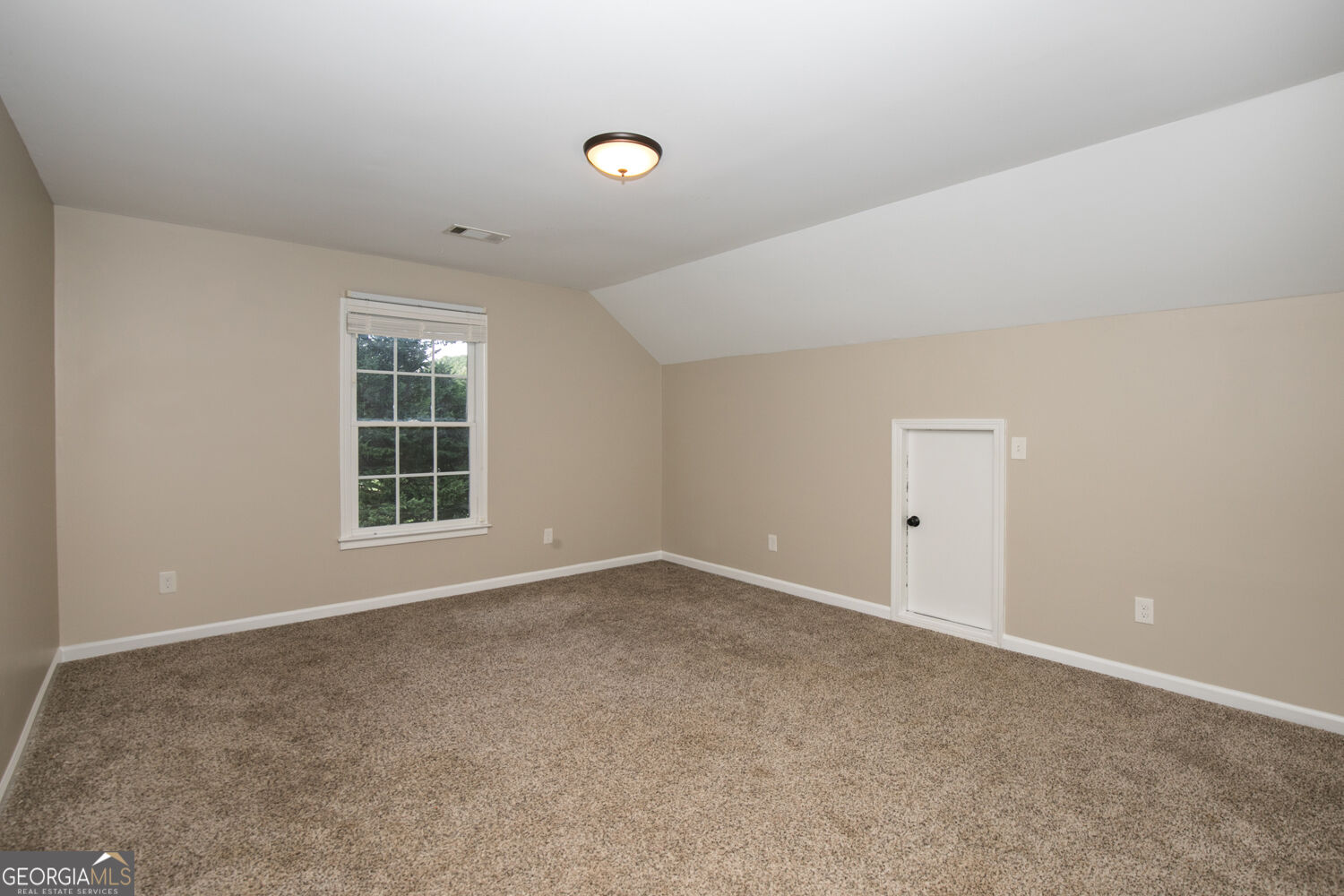 6353 Chestnut Parkway Property Photo 26