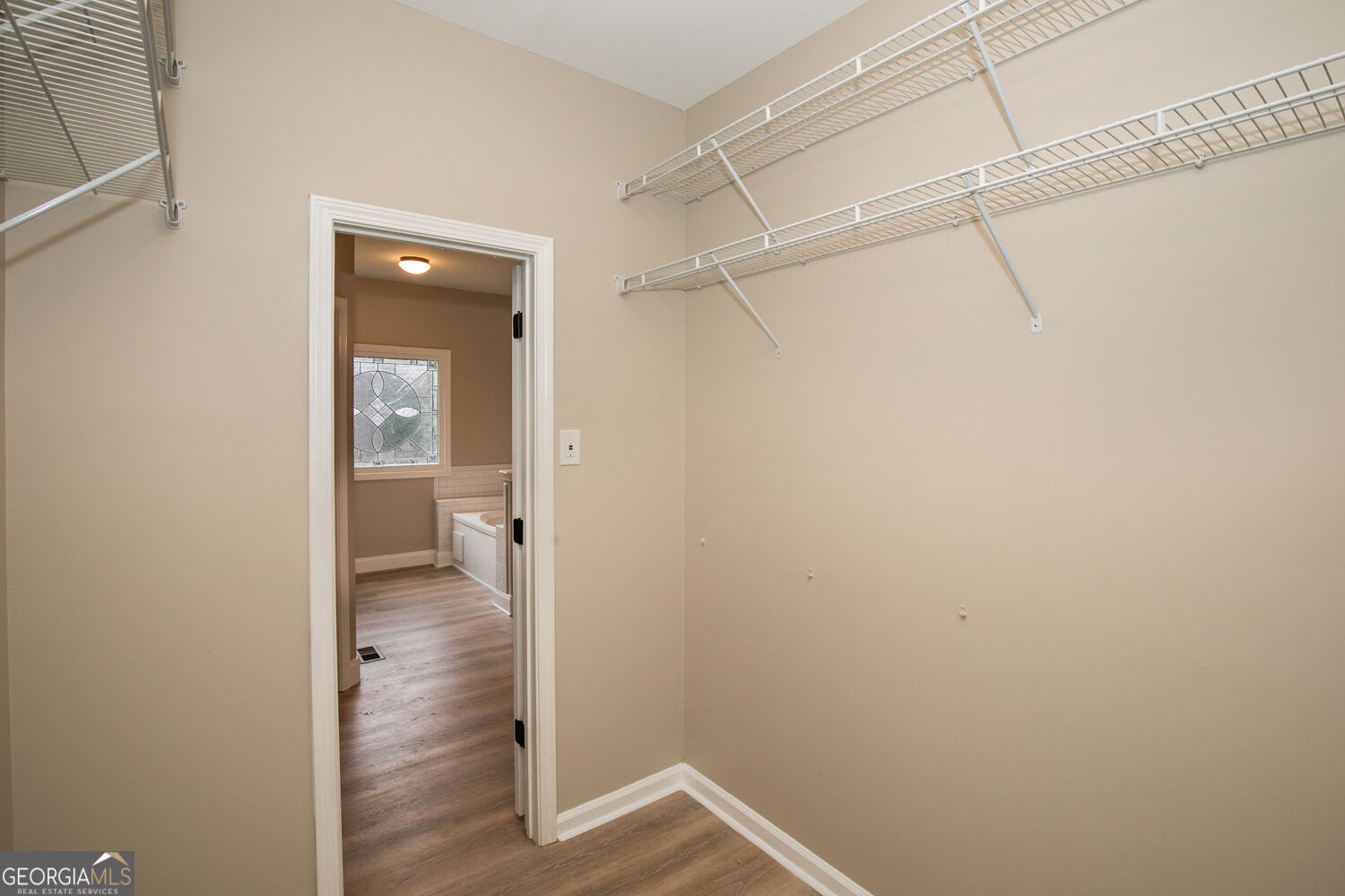 6353 Chestnut Parkway Property Photo 40