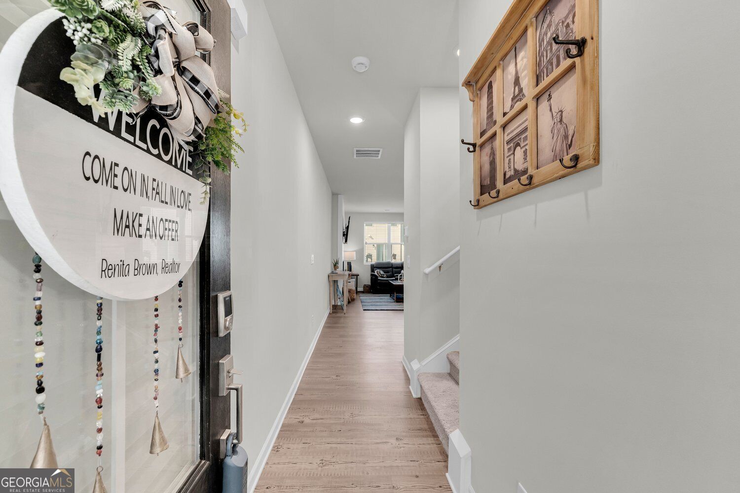 5235 Canberra Drive Property Photo 4