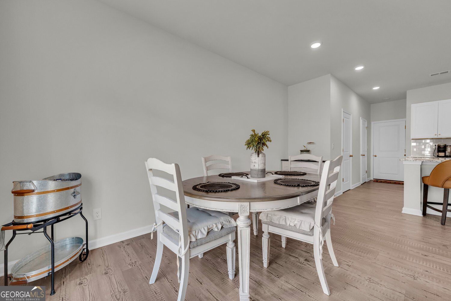 5235 Canberra Drive Property Photo 19
