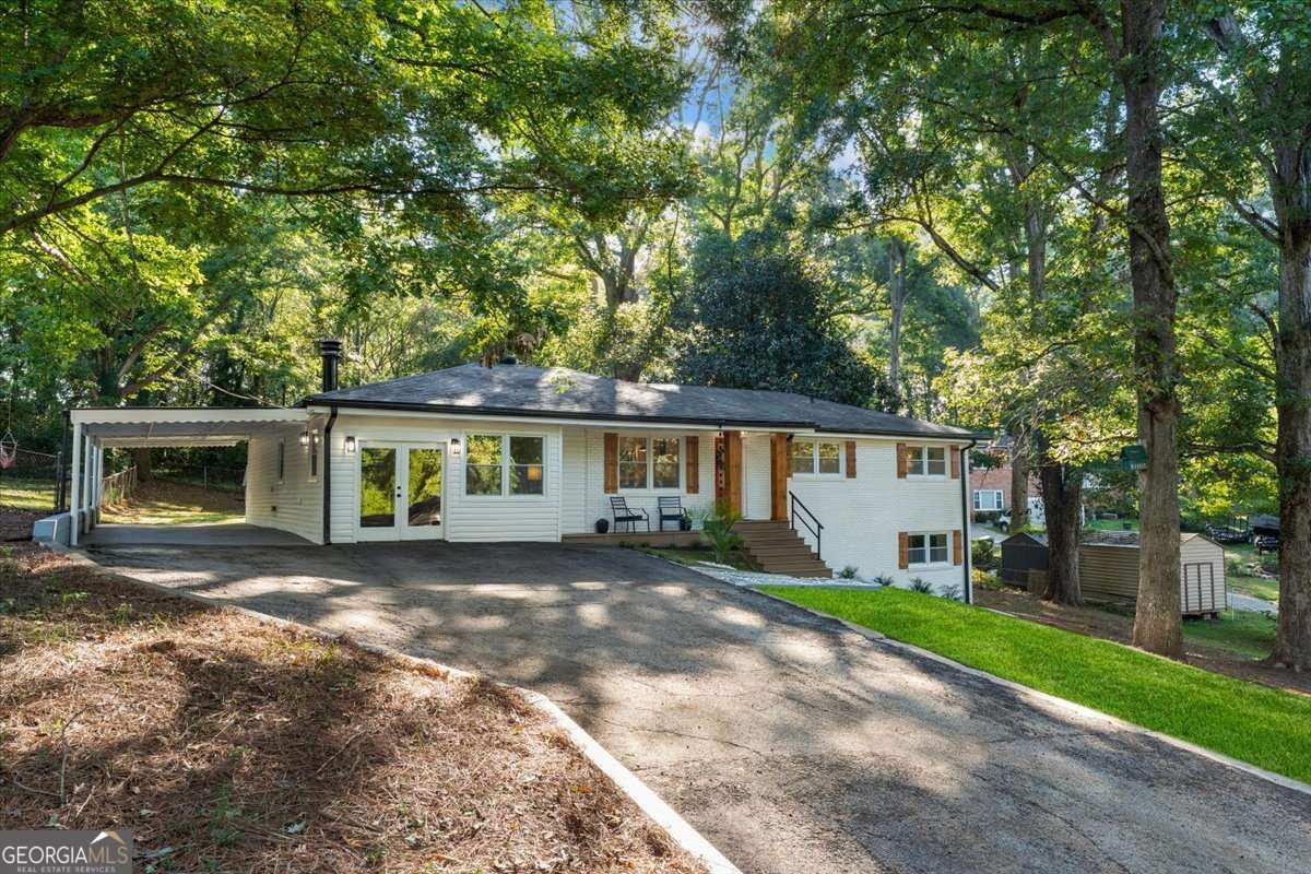 4995 Doby Lane Property Photo 5