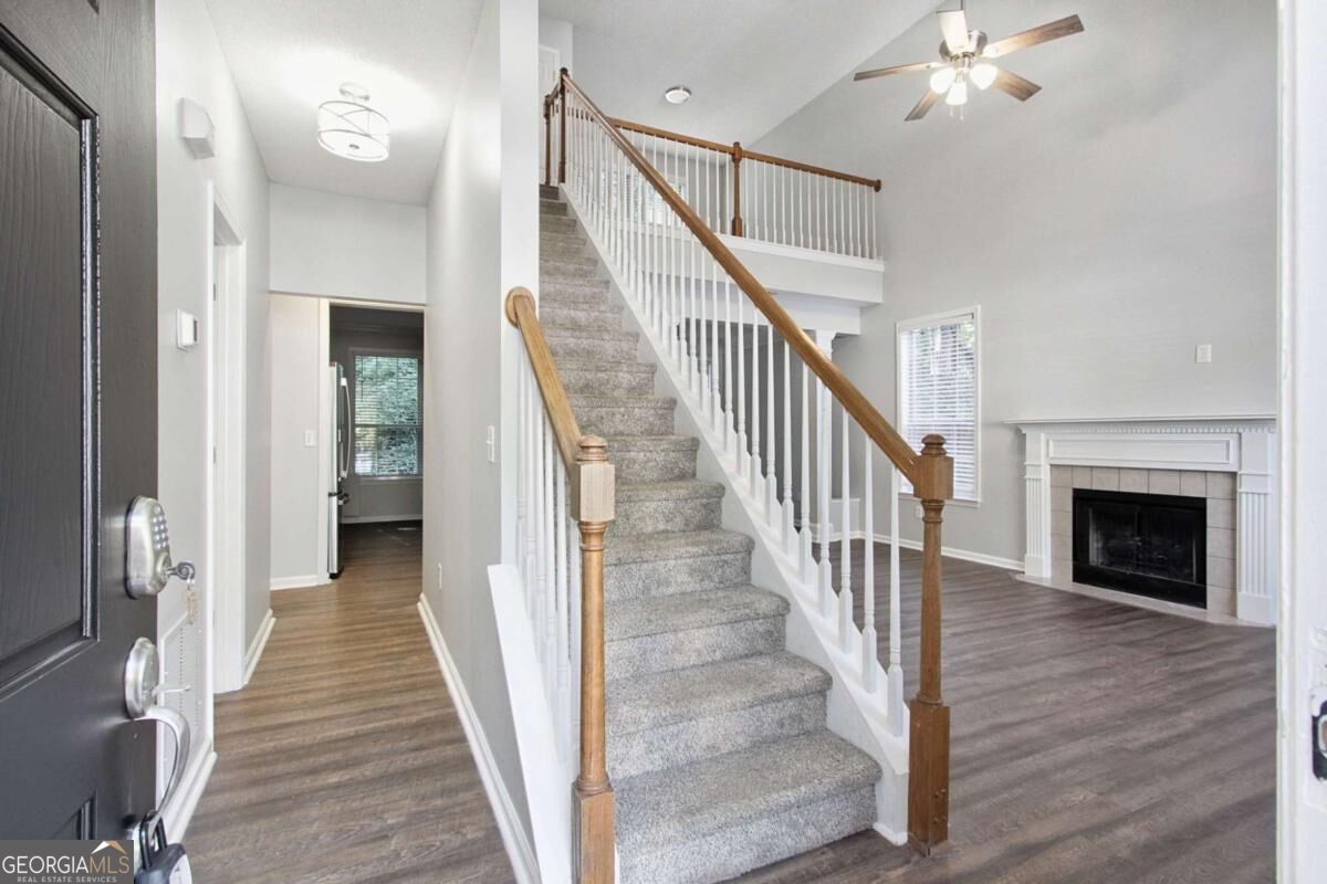 1173 Rhyne Se Property Photo 3