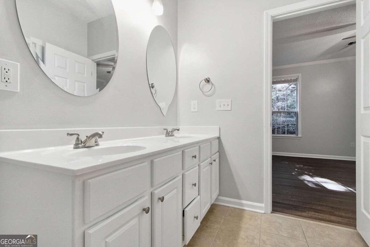 1173 Rhyne Se Property Photo 28