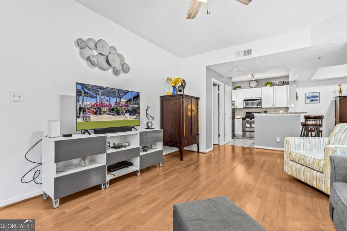 1250 Parkwood Circle Se # 2108 Property Photo 1